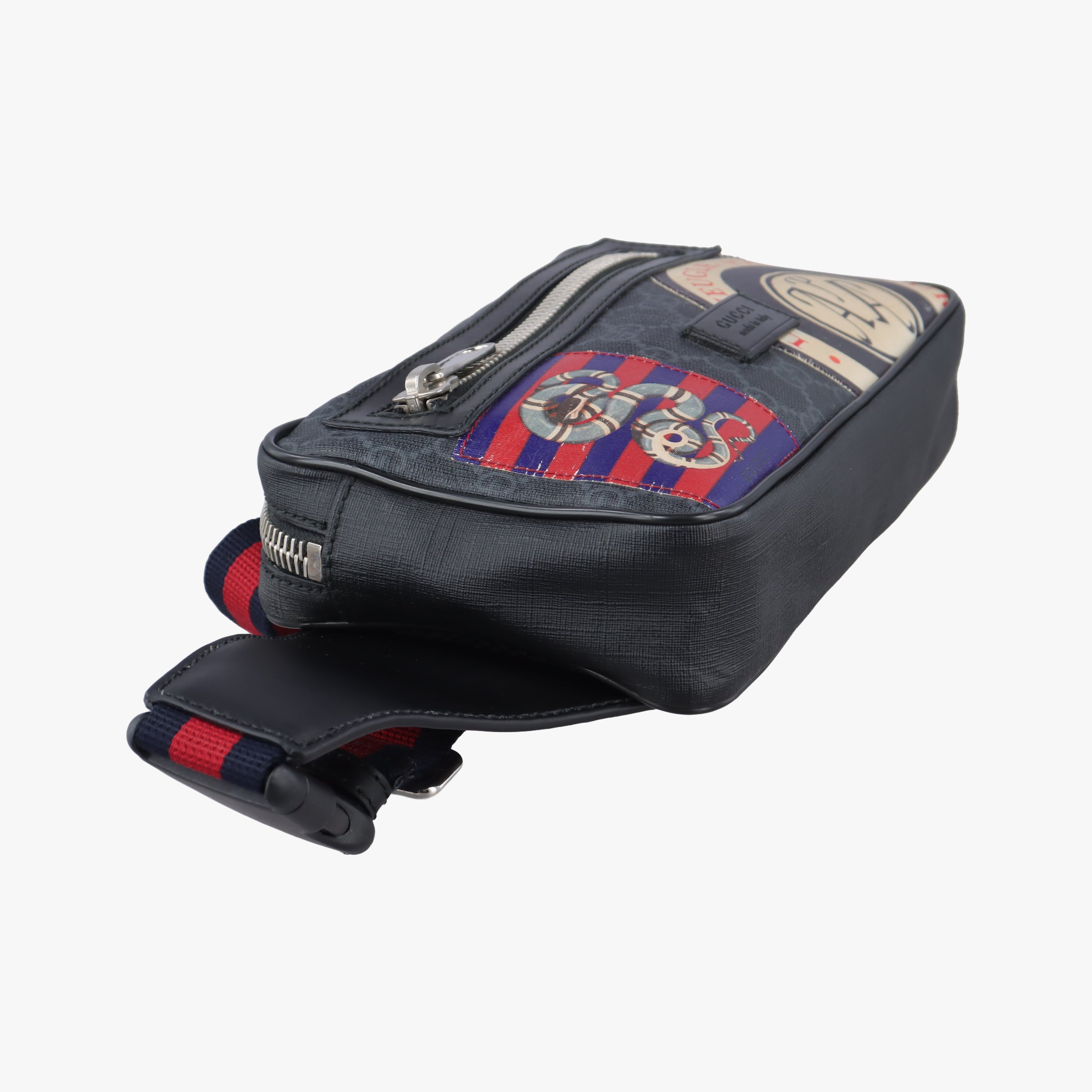 Pre-owned Gucci GG Supreme Night Courrier Black×Multicolour PVC coated canvas 474293 bum bag/waist bag | stylenewstar