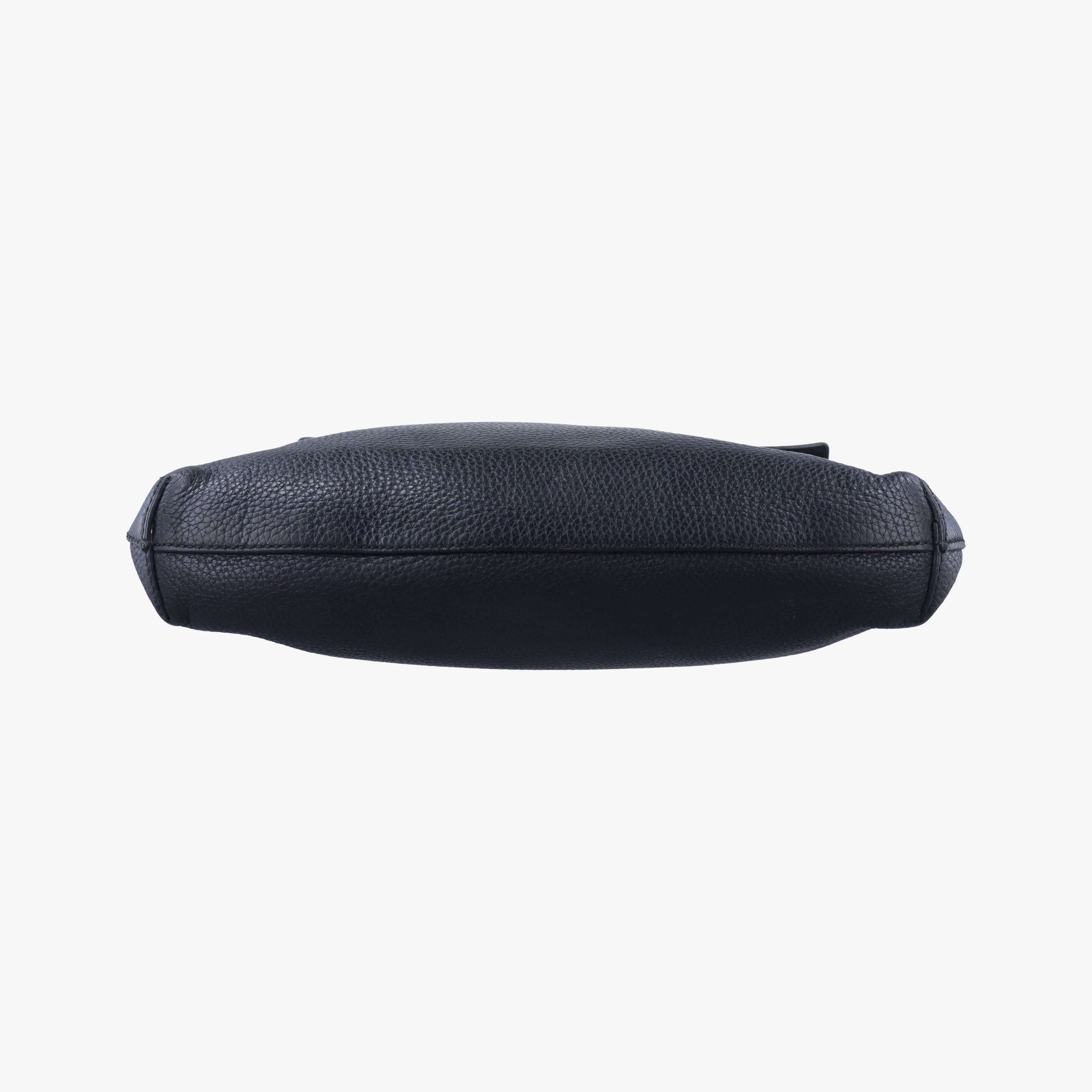 Pre-owned Gucci Interlocking G Logo Soho Messenger Black Leather 322059 shoulderbag | stylenewstar