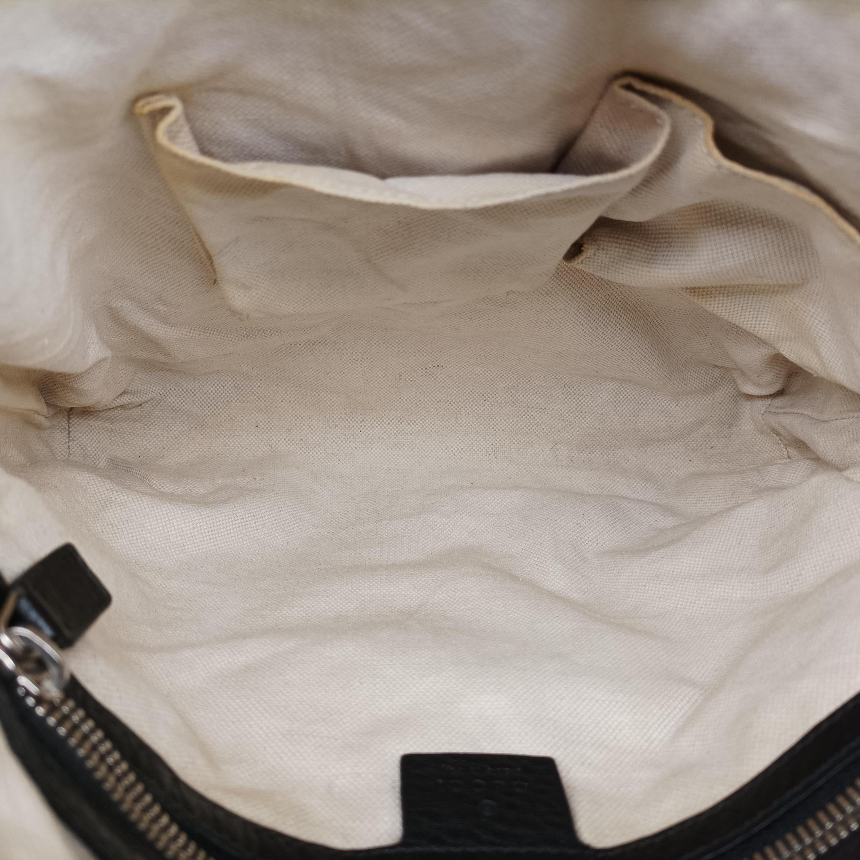 Pre-owned Gucci Interlocking G Logo Soho Messenger Black Leather 322059 shoulderbag | stylenewstar