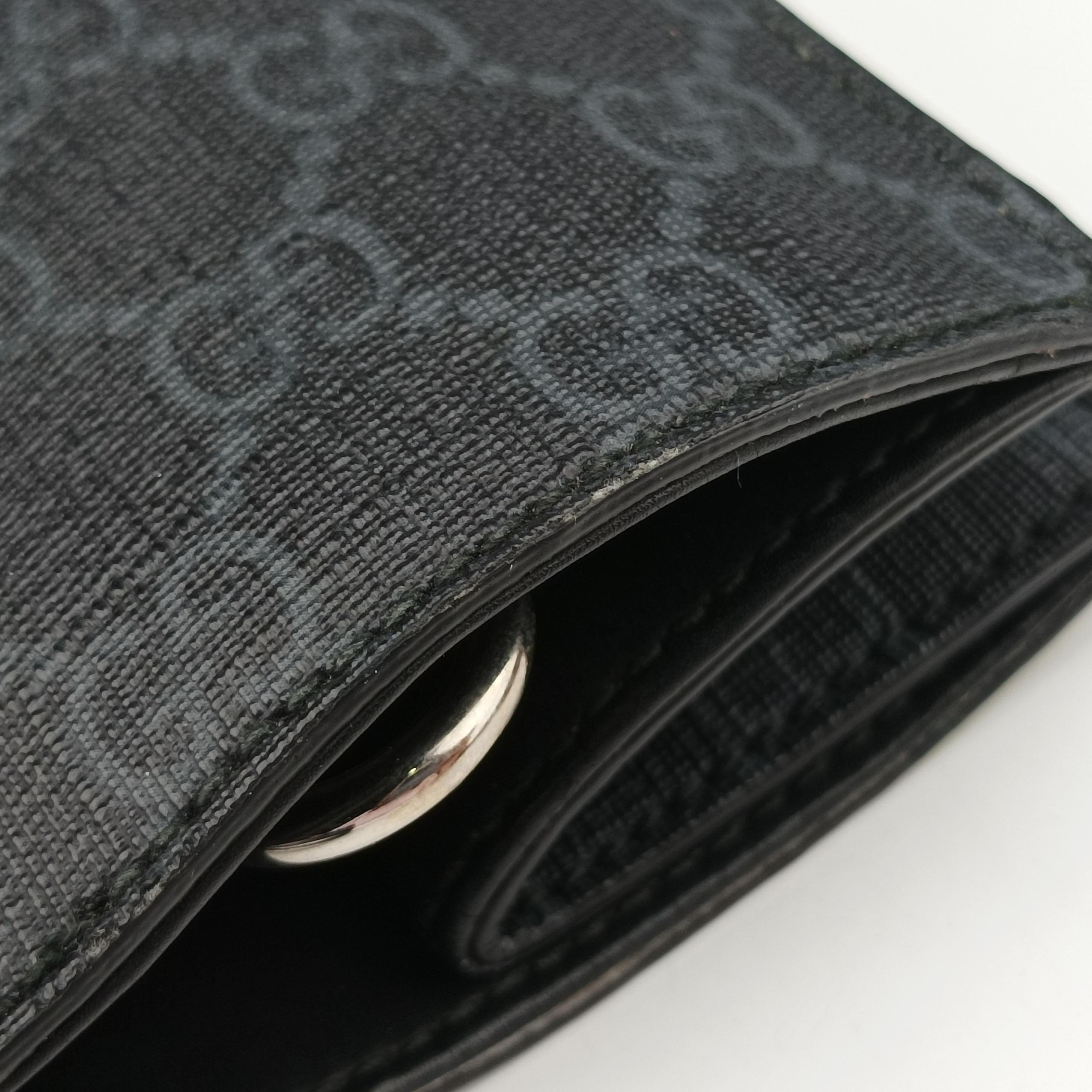 Pre-owned Gucci GG Supreme Tiger black×Multicolour PVC coated canvas 495559 shoulderbag | stylenewstar
