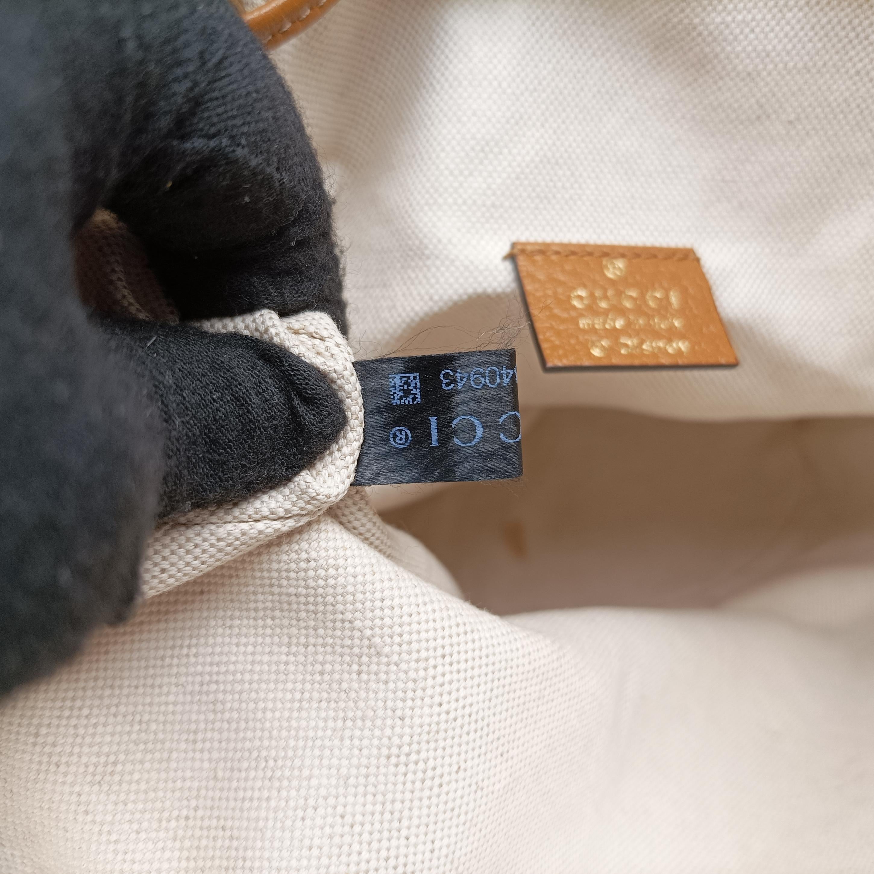 Pre-owned Gucci Mickey Mouse Micro GG/Small Bucket Bag beige×Multicolour PVC coated canvas 602691 shoulderbag | stylenewstar