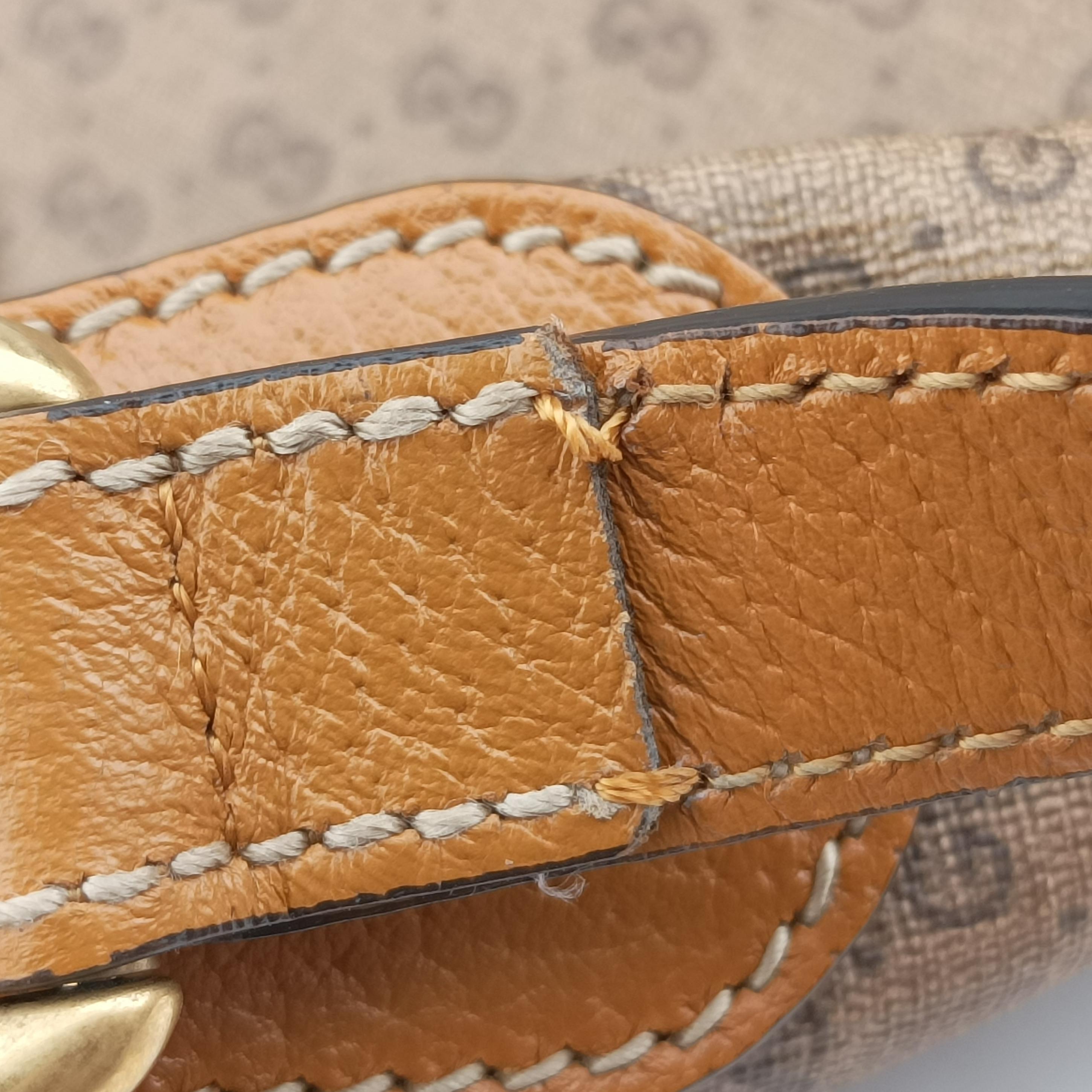 Pre-owned Gucci Mickey Mouse Micro GG/Small Bucket Bag beige×Multicolour PVC coated canvas 602691 shoulderbag | stylenewstar