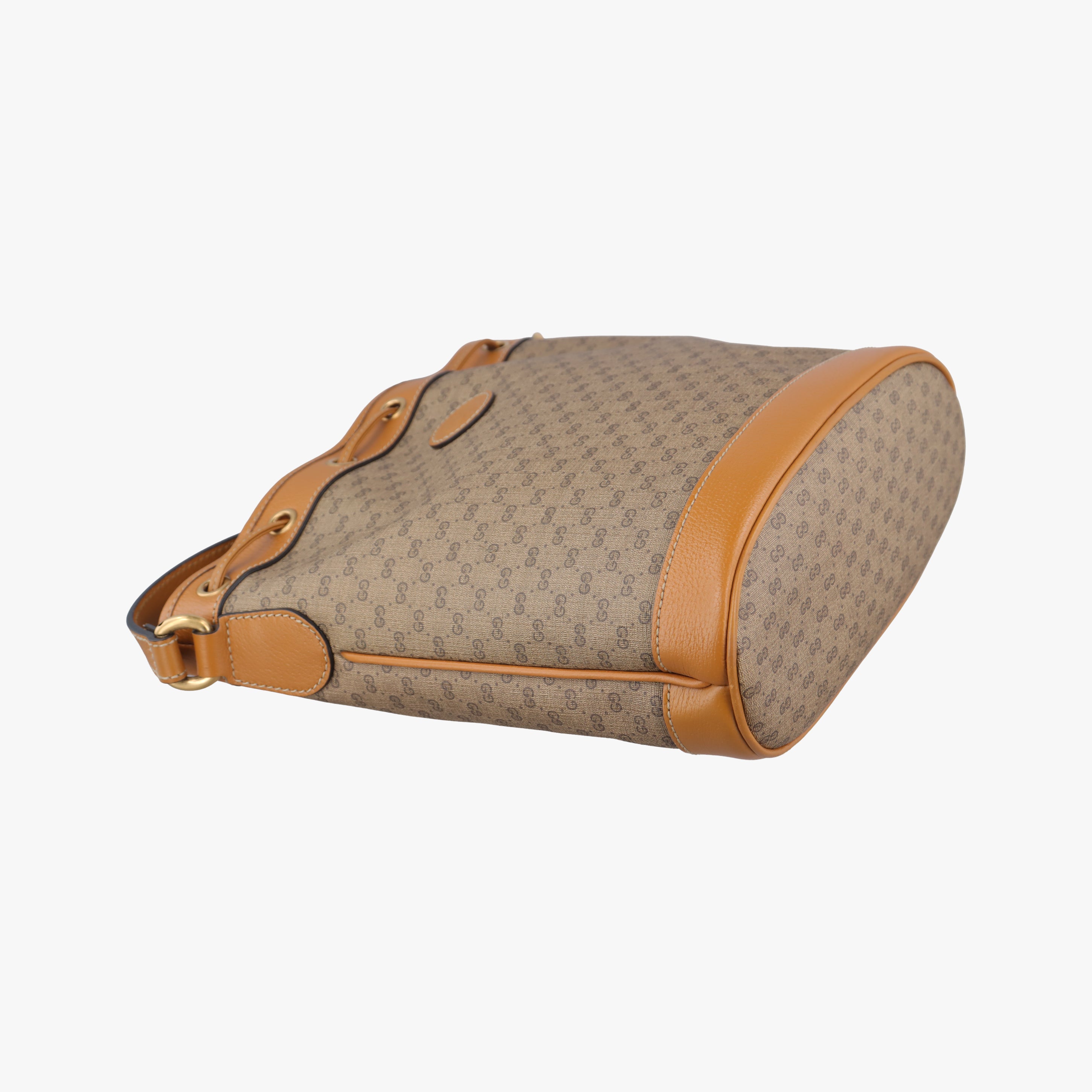 Pre-owned Gucci Mickey Mouse Micro GG/Small Bucket Bag beige×Multicolour PVC coated canvas 602691 shoulderbag | stylenewstar