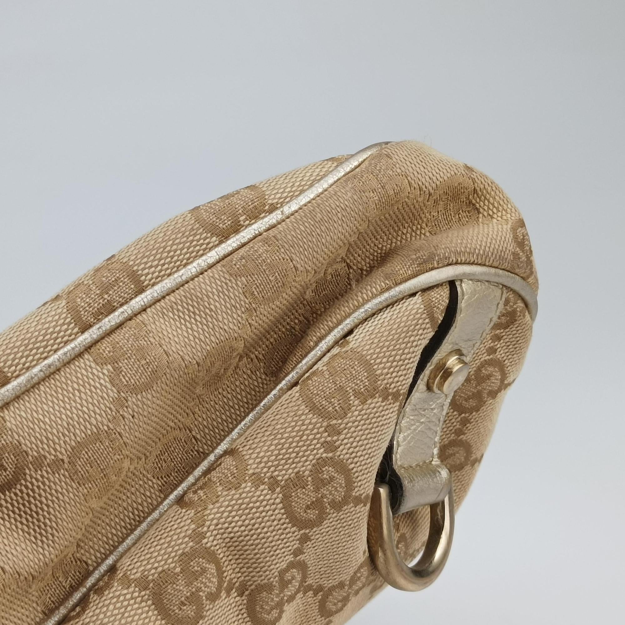 Vintage Gucci GG Abbey Beige×golden GG Canvas×Leather 130738 shoulderbag | stylenewstar