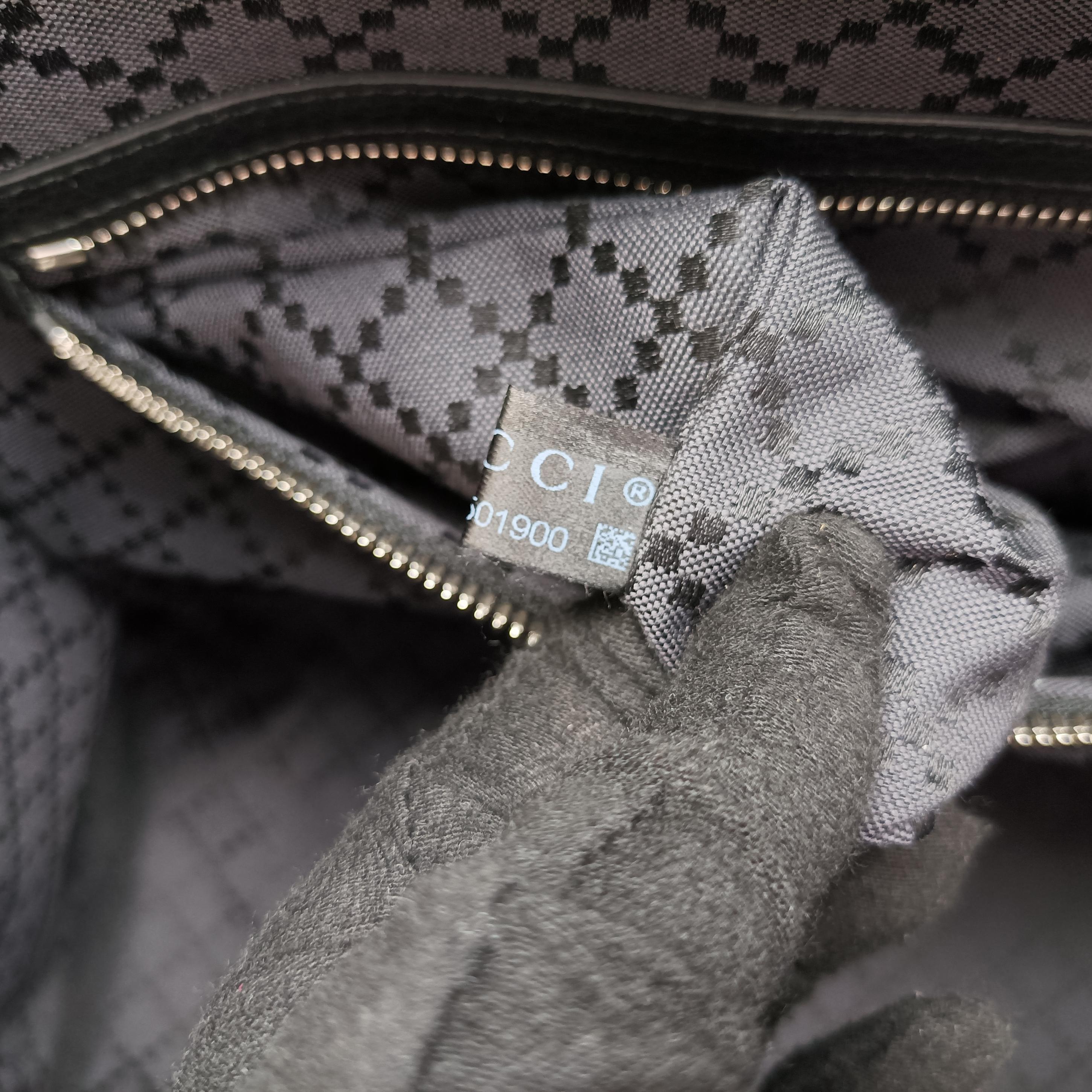 Pre-owned Gucci Cosmopolis Black×blue Leather 411872 handbag | stylenewstar