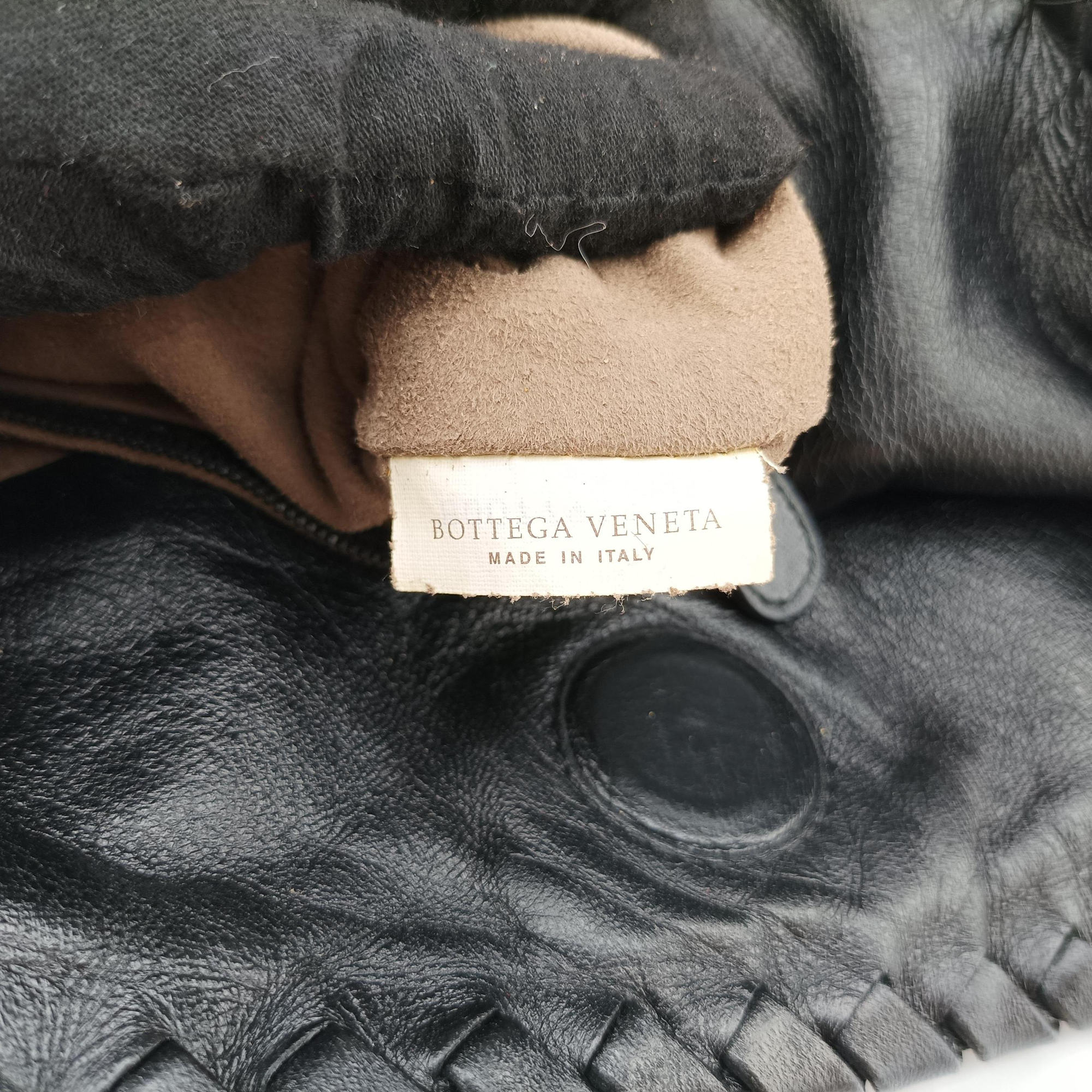Pre-owned Bottega Veneta Intrecciato Black lambskin  shoulderbag | stylenewstar
