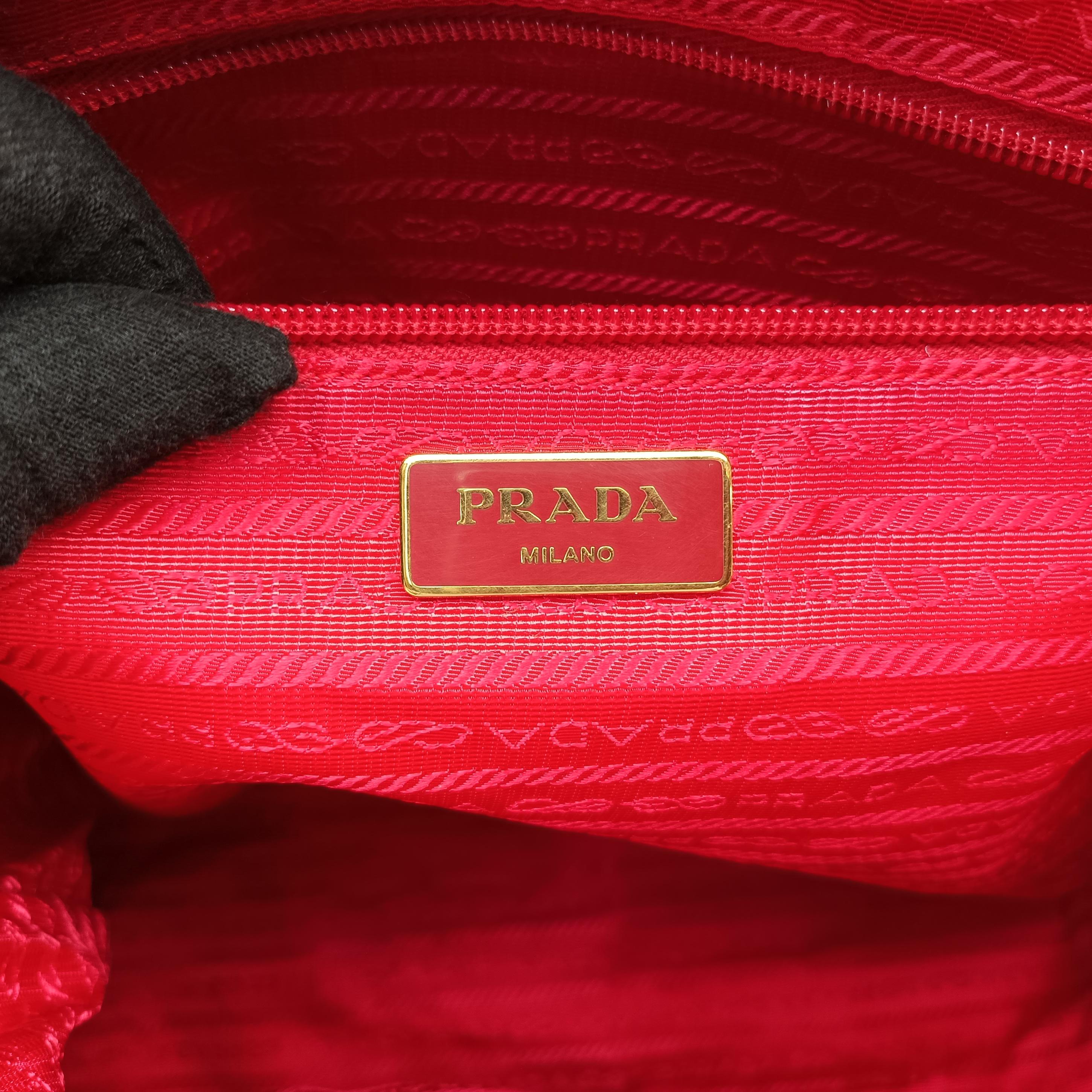 Pre-owned Prada Tessuto Stampato White x Black x Orange nylon  shoulderbag | stylenewstar