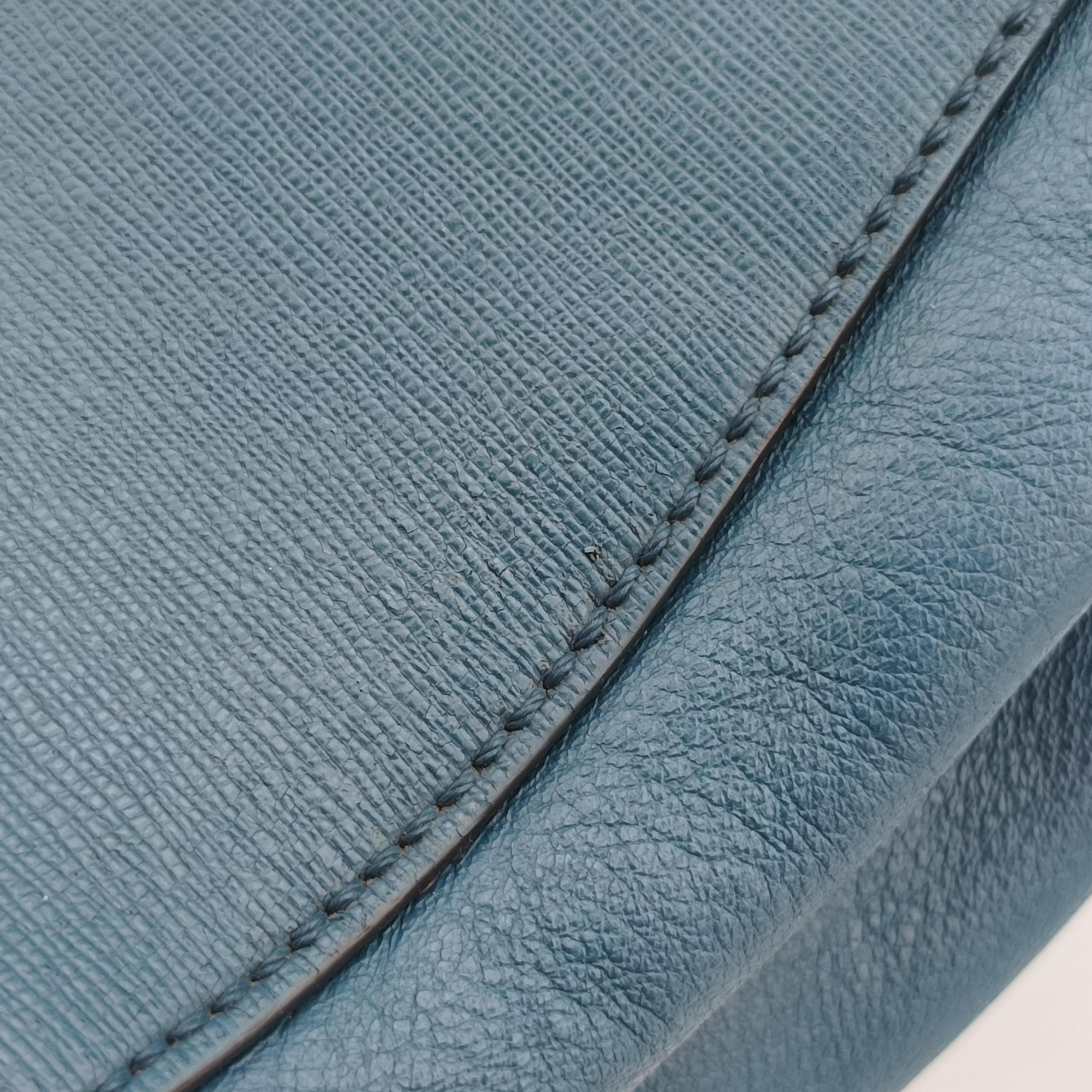 Pre-owned Fendi Petite 2 JOURS Blue Leather 8BH253 shoulderbag | stylenewstar