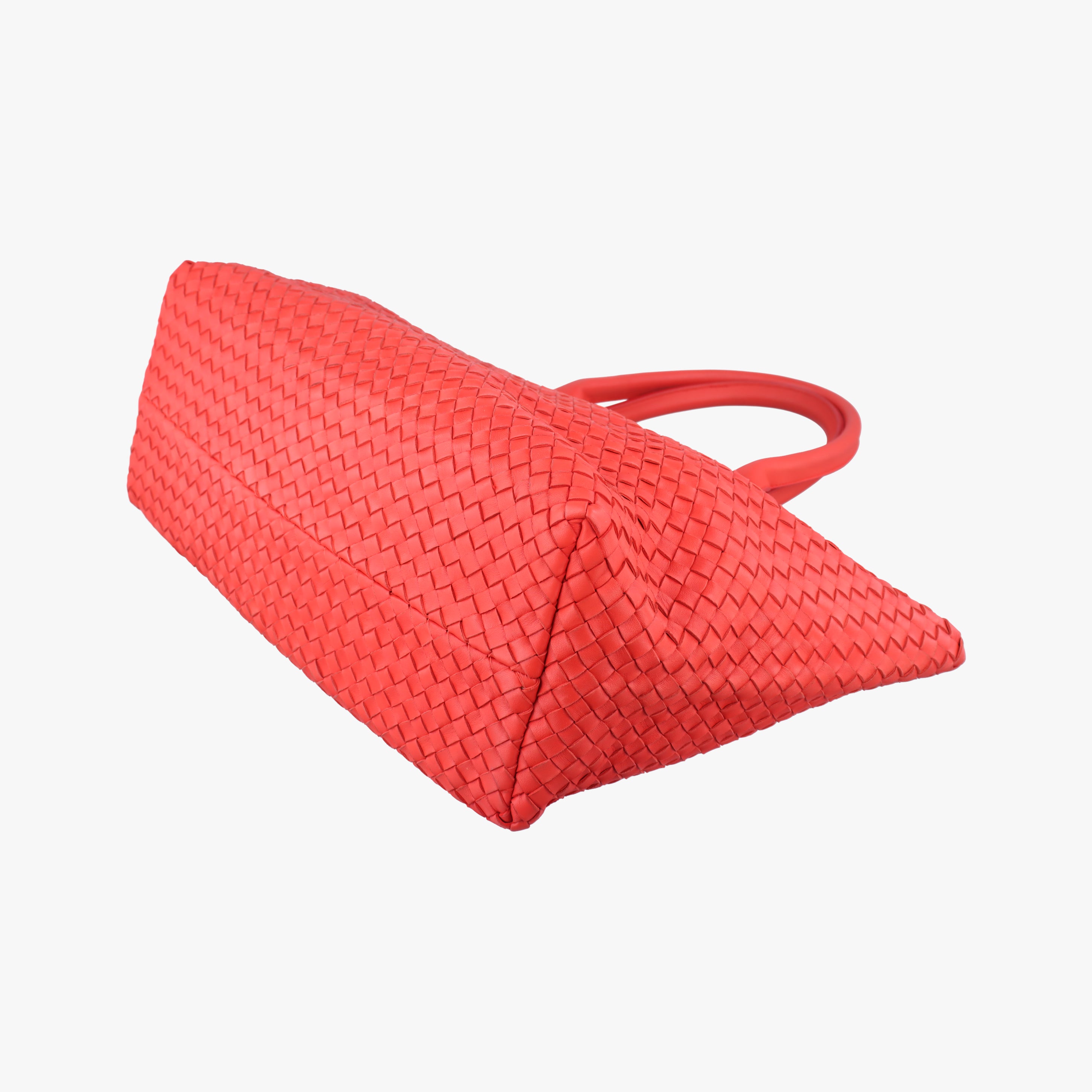 Pre-owned Bottega Veneta Cabat intrecciato Red lambskin  handbag | stylenewstar