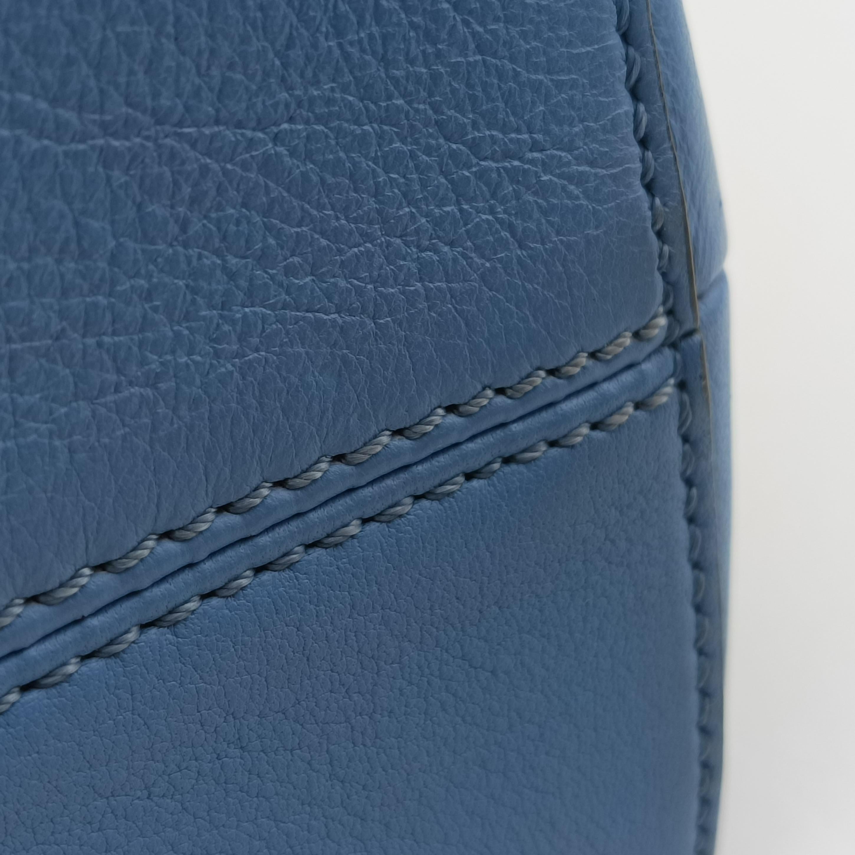 Pre-owned Fendi By the Way Blue Leather 8BL133 shoulderbag | stylenewstar