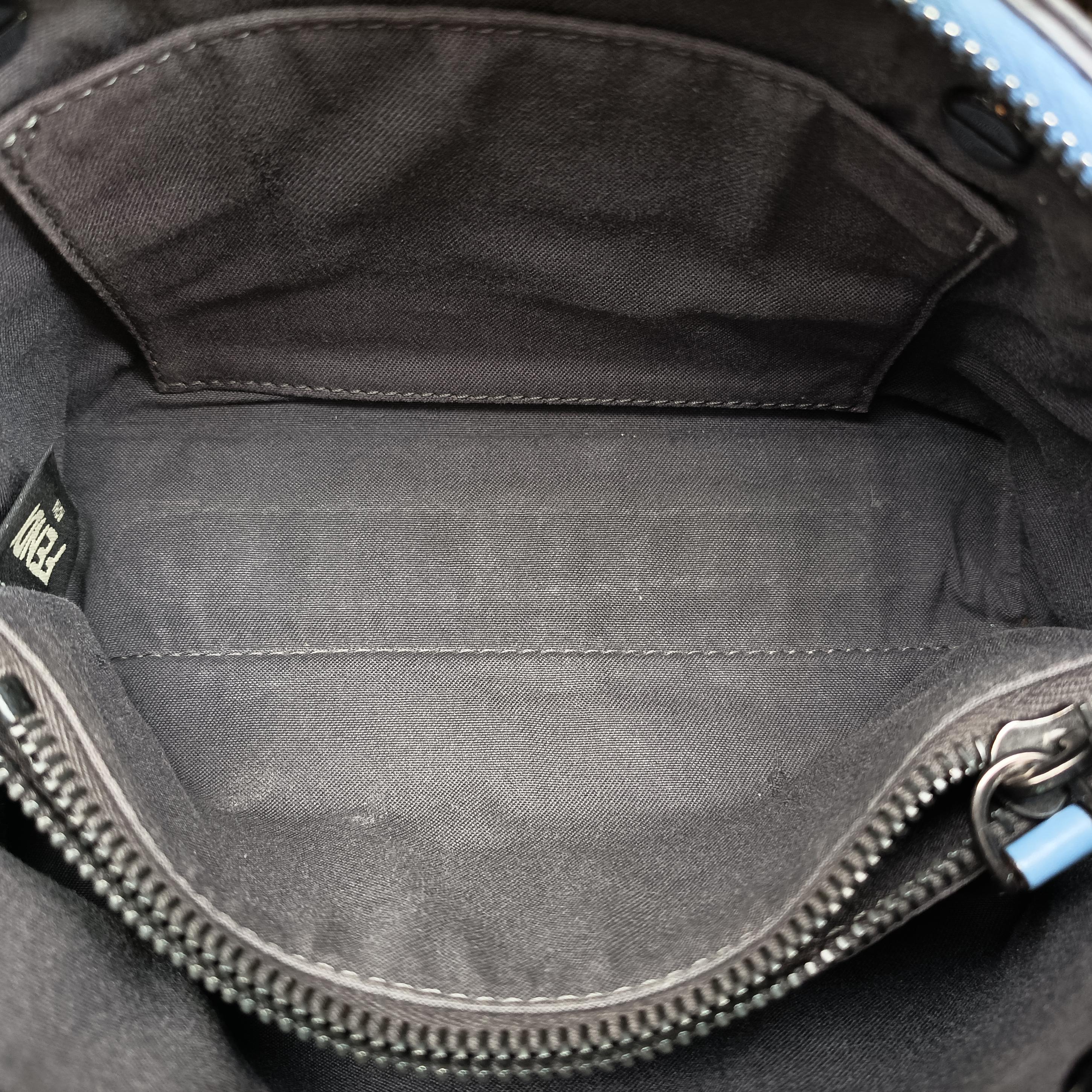 Pre-owned Fendi By the Way Blue Leather 8BL133 shoulderbag | stylenewstar
