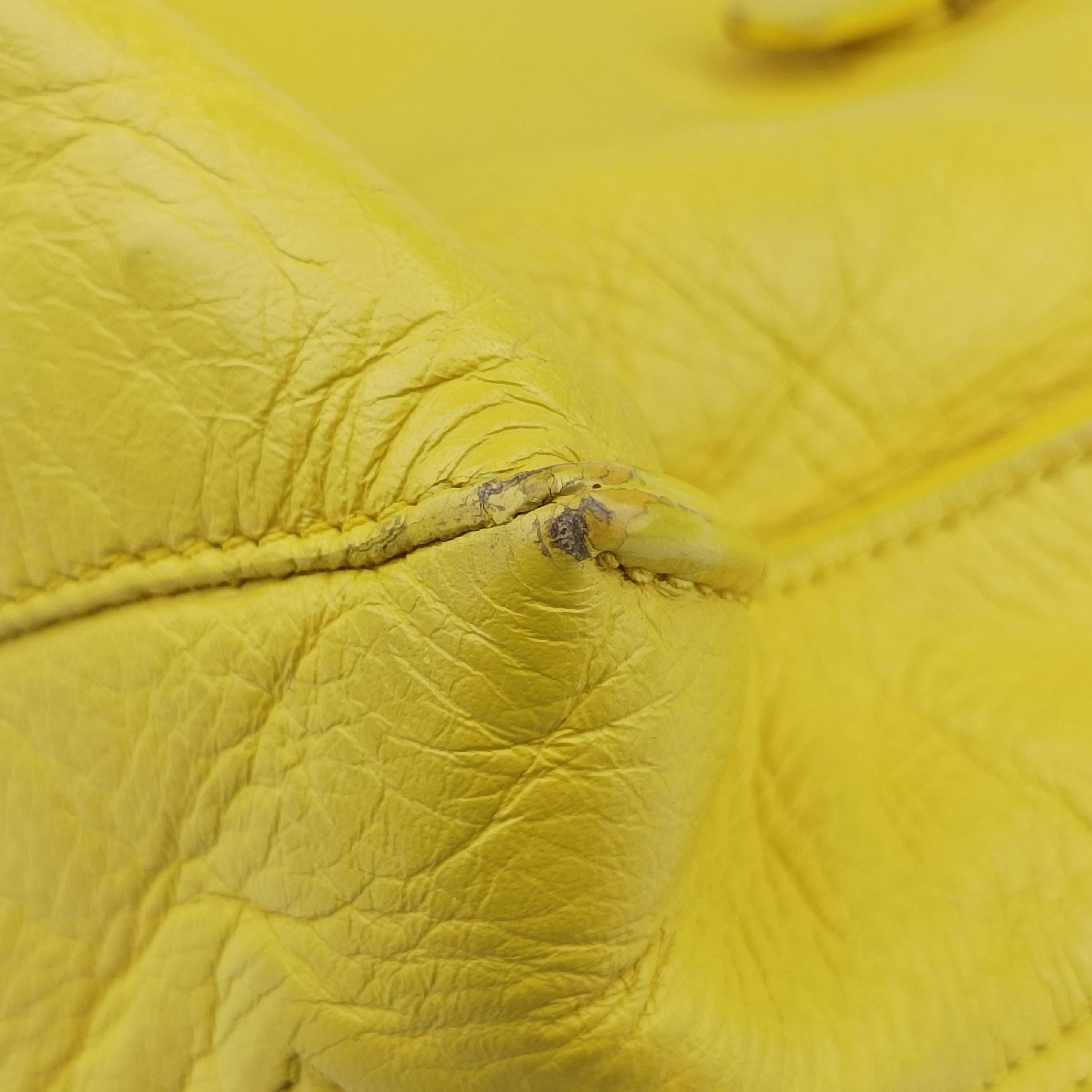 Pre-owned Balenciaga Paper A6 Zip Around Yellow Lambskin 370926 shoulderbag | stylenewstar