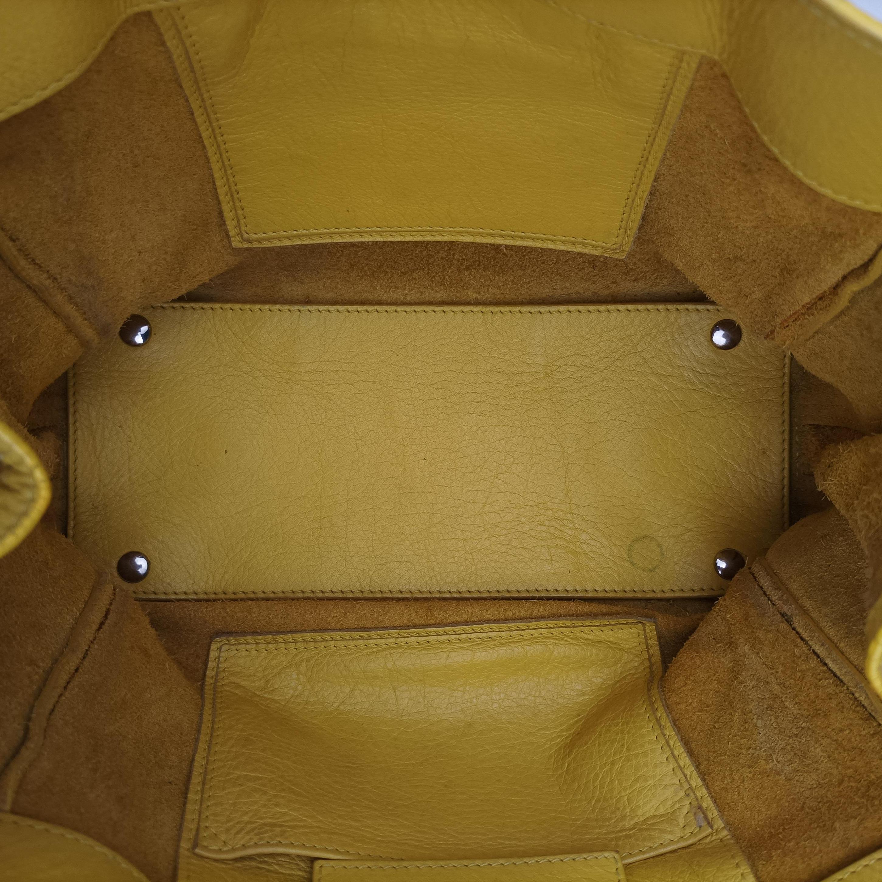 Pre-owned Balenciaga Paper A6 Zip Around Yellow Lambskin 370926 shoulderbag | stylenewstar