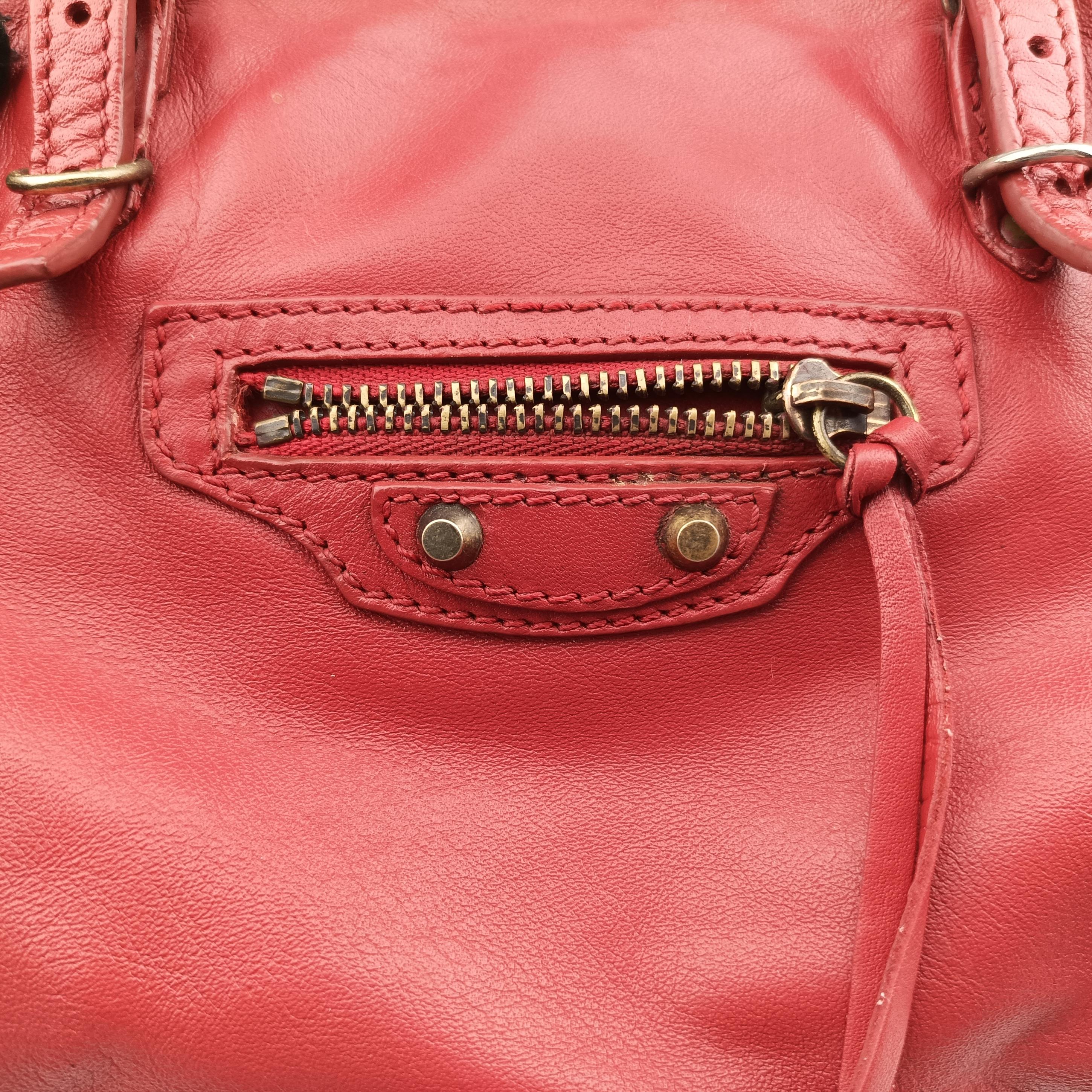Pre-owned Balenciaga Paper Zip Around Red Leather 370926 shoulderbag | stylenewstar