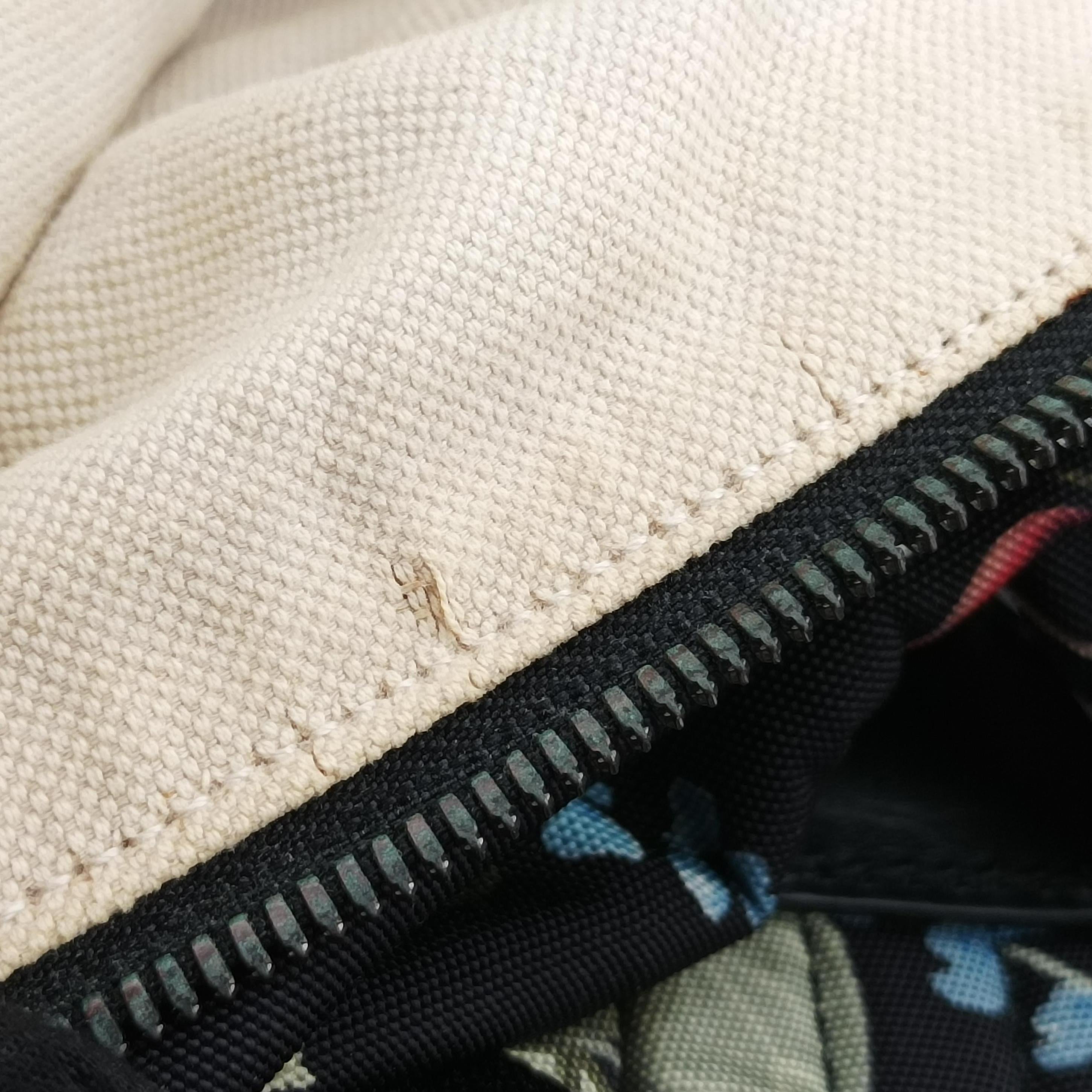 Secondhand Gucci Floral Black×Multicolour nylon 353476 backpack/rucksack | stylenewstar