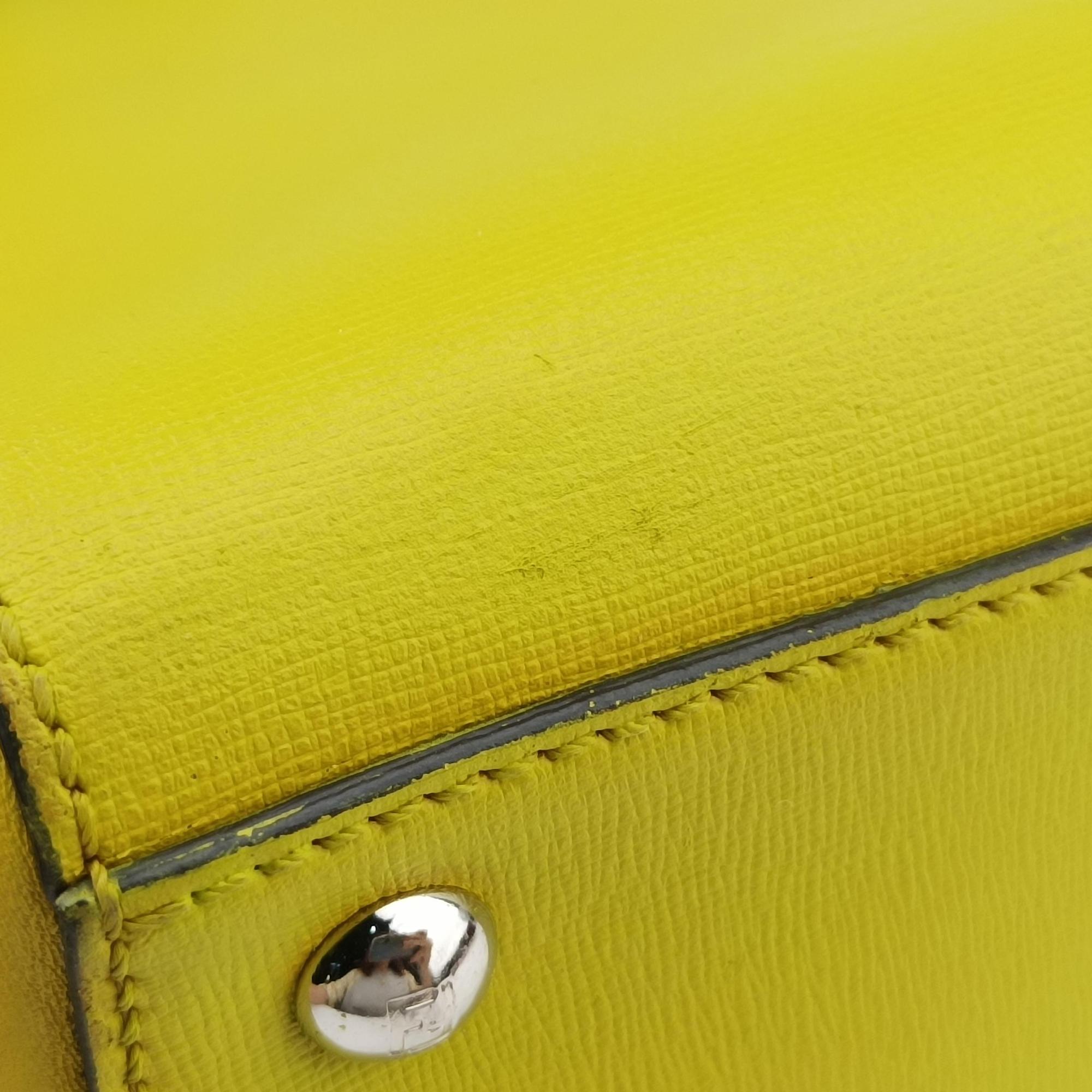 Pre-owned Fendi Petite 2 JOURS Yellow Leather 8BH258 shoulderbag | stylenewstar