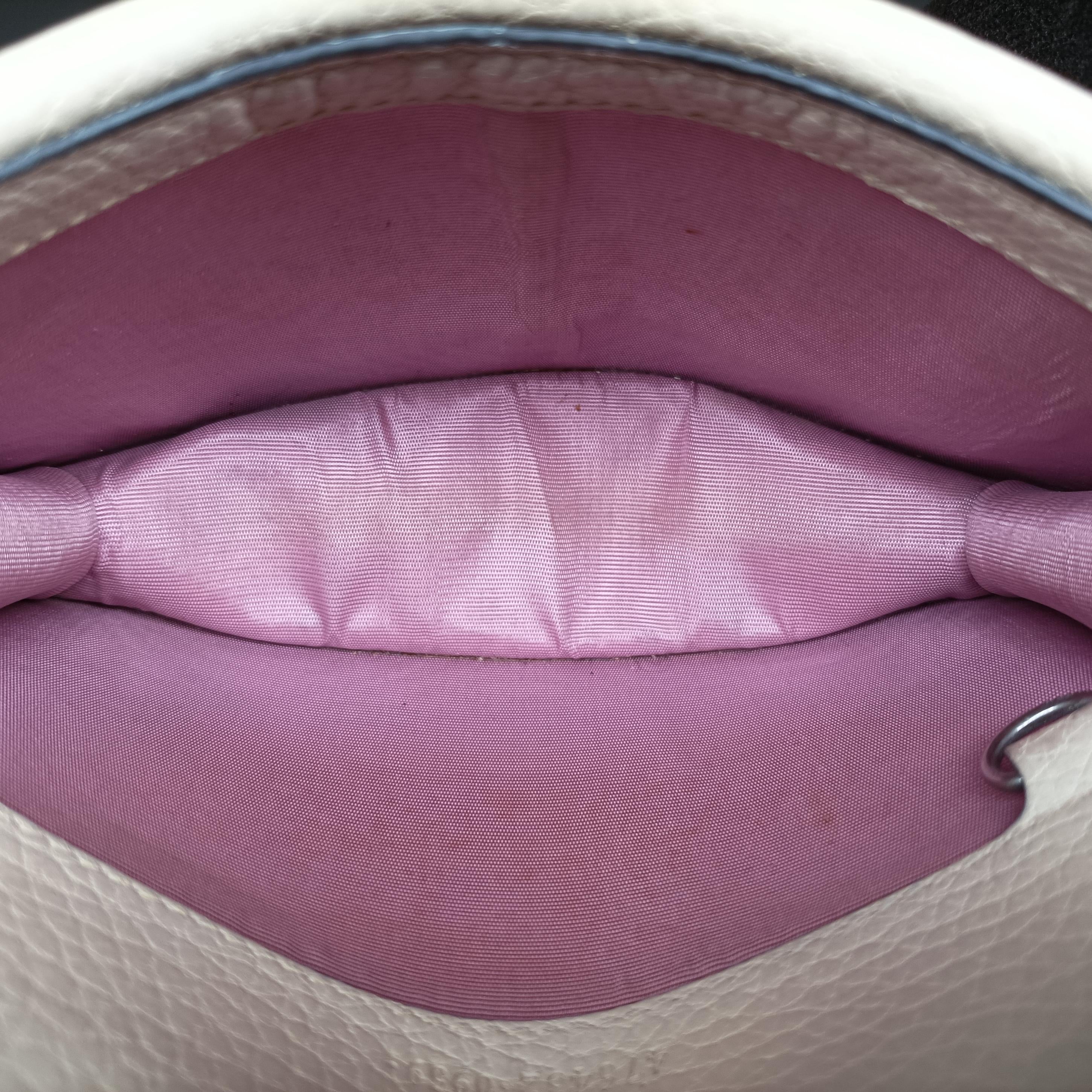 Pre-owned Gucci Dionysus Beige Leather 476432 shoulderbag | stylenewstar