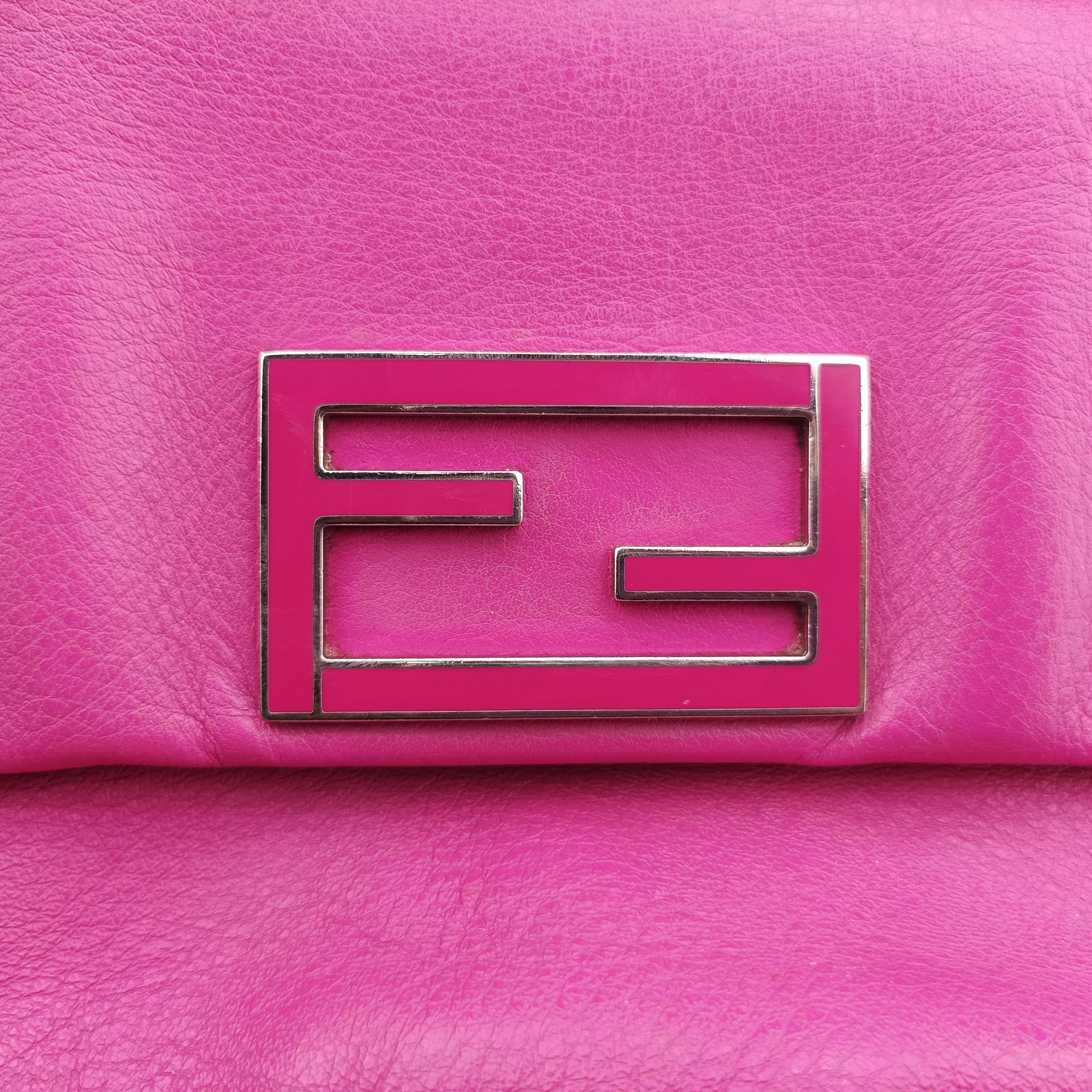 Pre-owned Fendi Fendista Pochette Pink Leather 8M0276 shoulderbag | stylenewstar