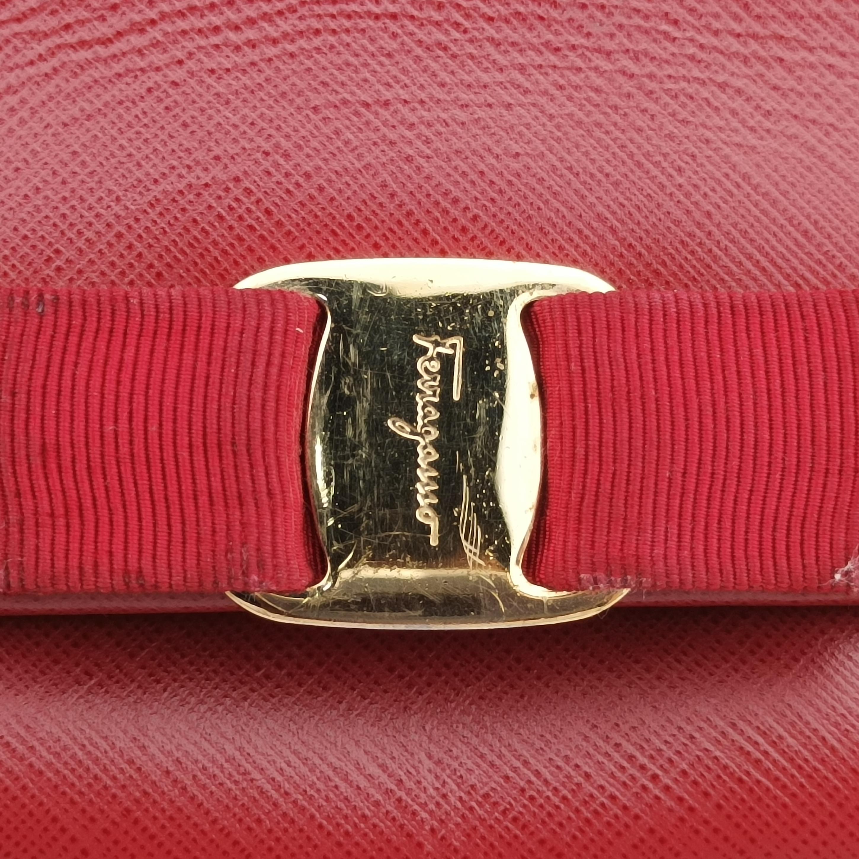 Vintage Ferragamo Ginny Vara Red Leather  shoulderbag | stylenewstar