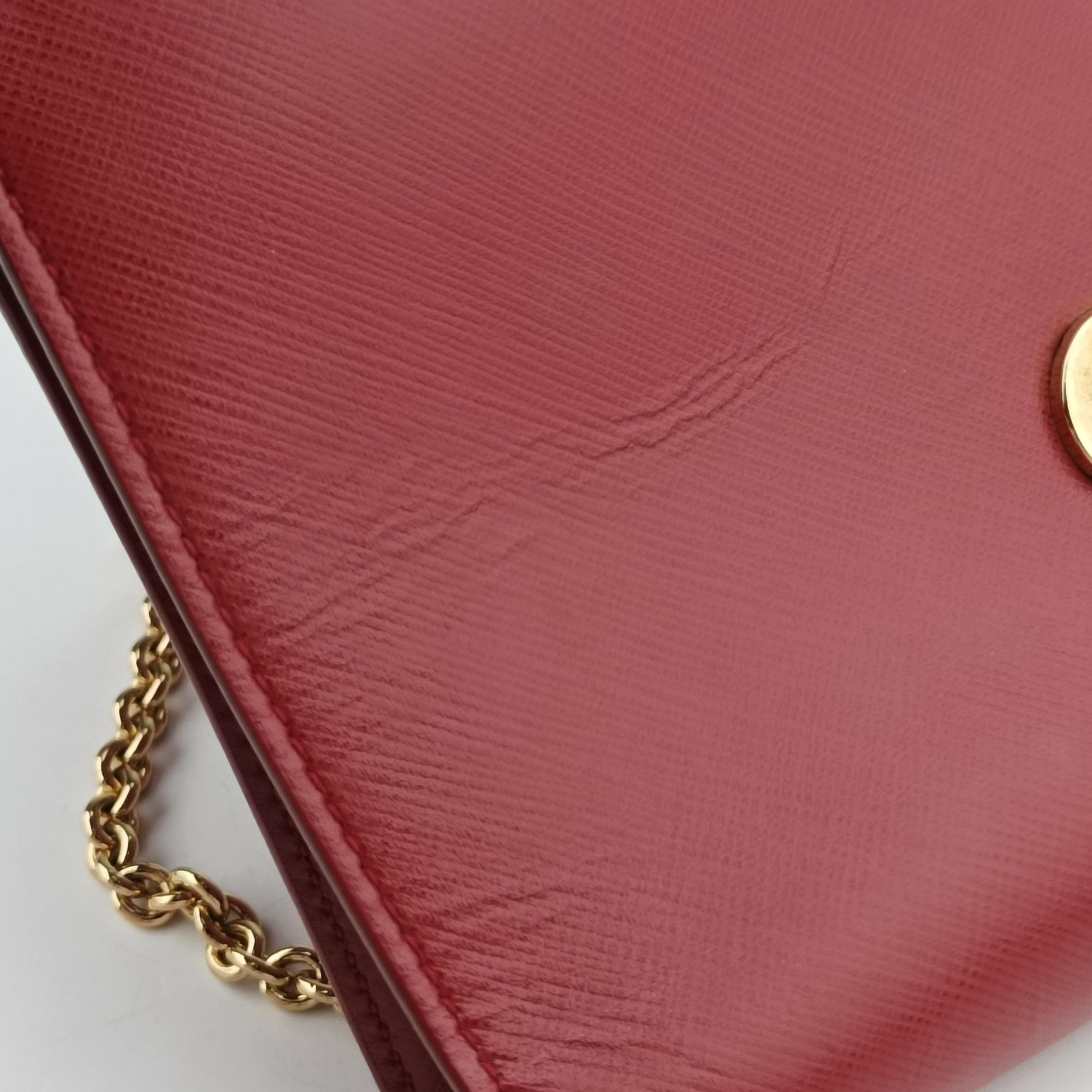 Vintage Ferragamo Ginny Vara Red Leather  shoulderbag | stylenewstar