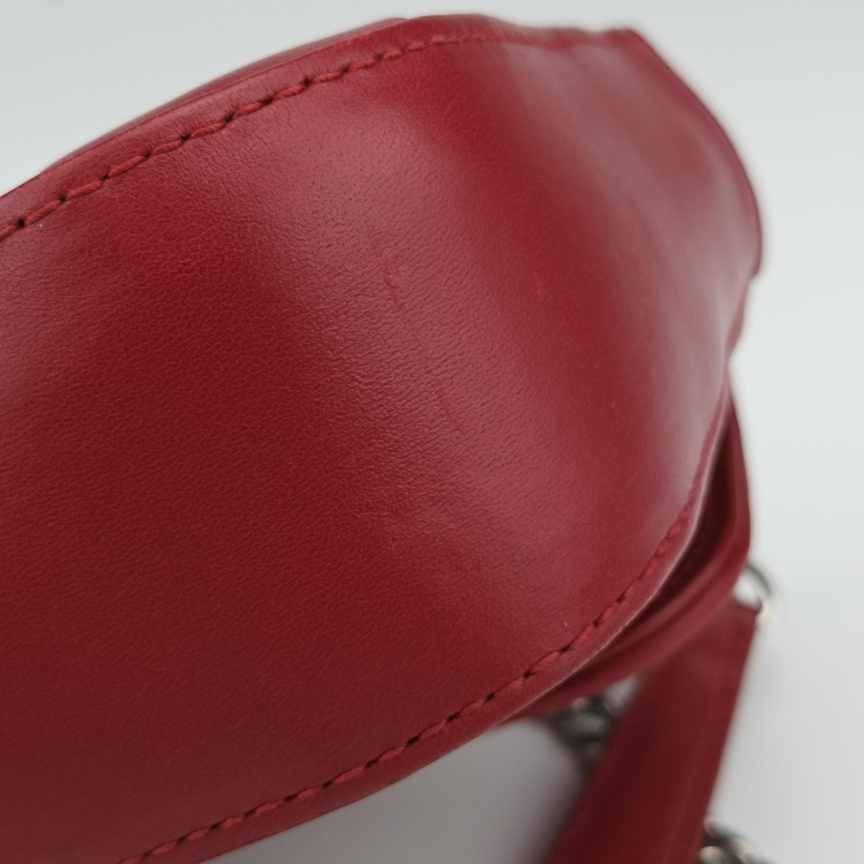 Pre-owned Miu Miu Studded Matelasse Red lambskin  shoulderbag | stylenewstar