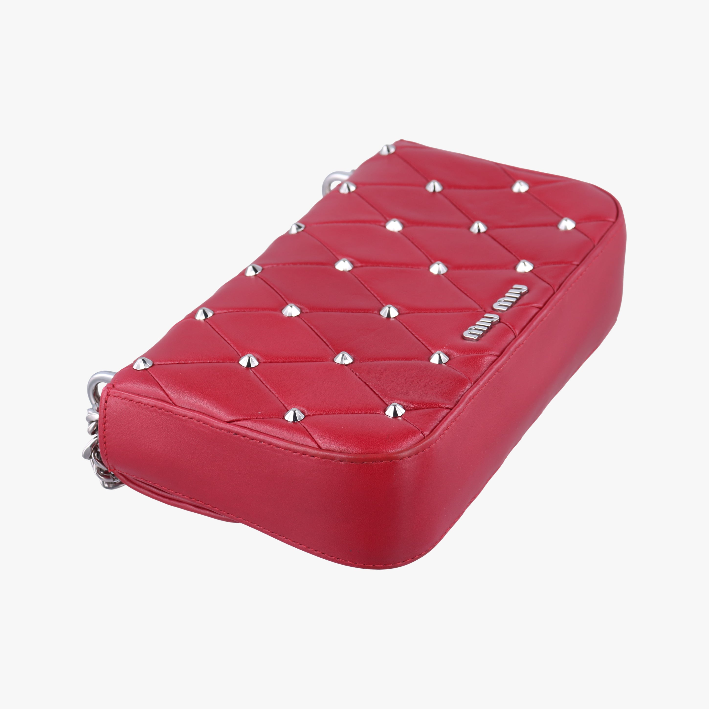 Pre-owned Miu Miu Studded Matelasse Red lambskin  shoulderbag | stylenewstar