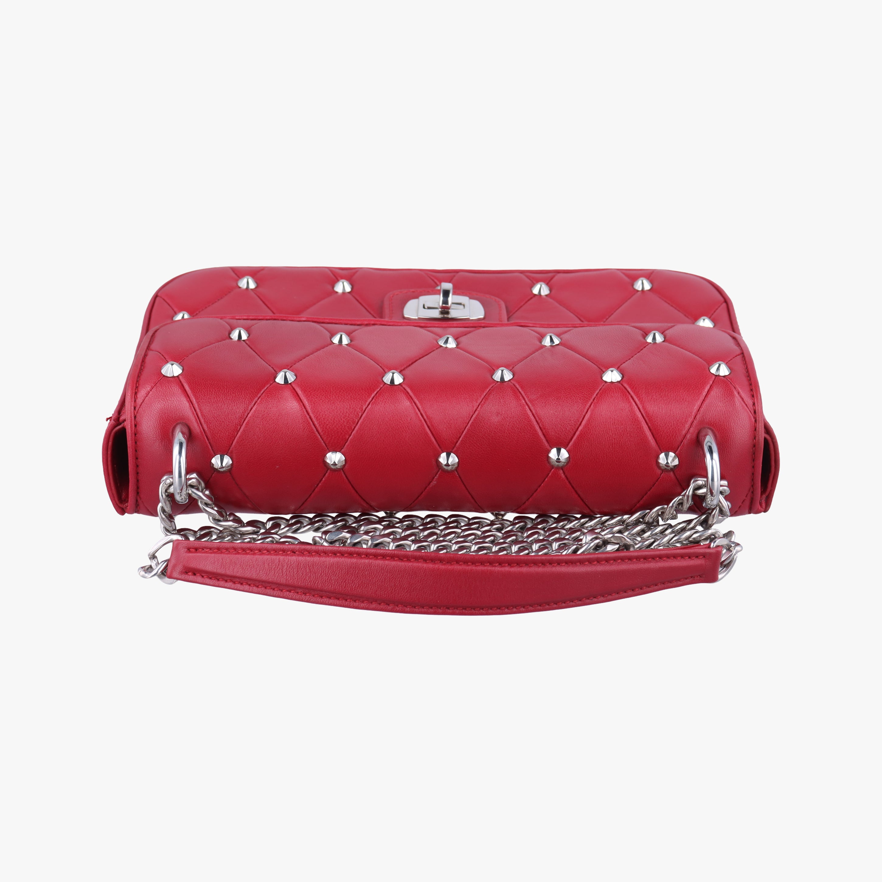 Pre-owned Miu Miu Studded Matelasse Red lambskin  shoulderbag | stylenewstar