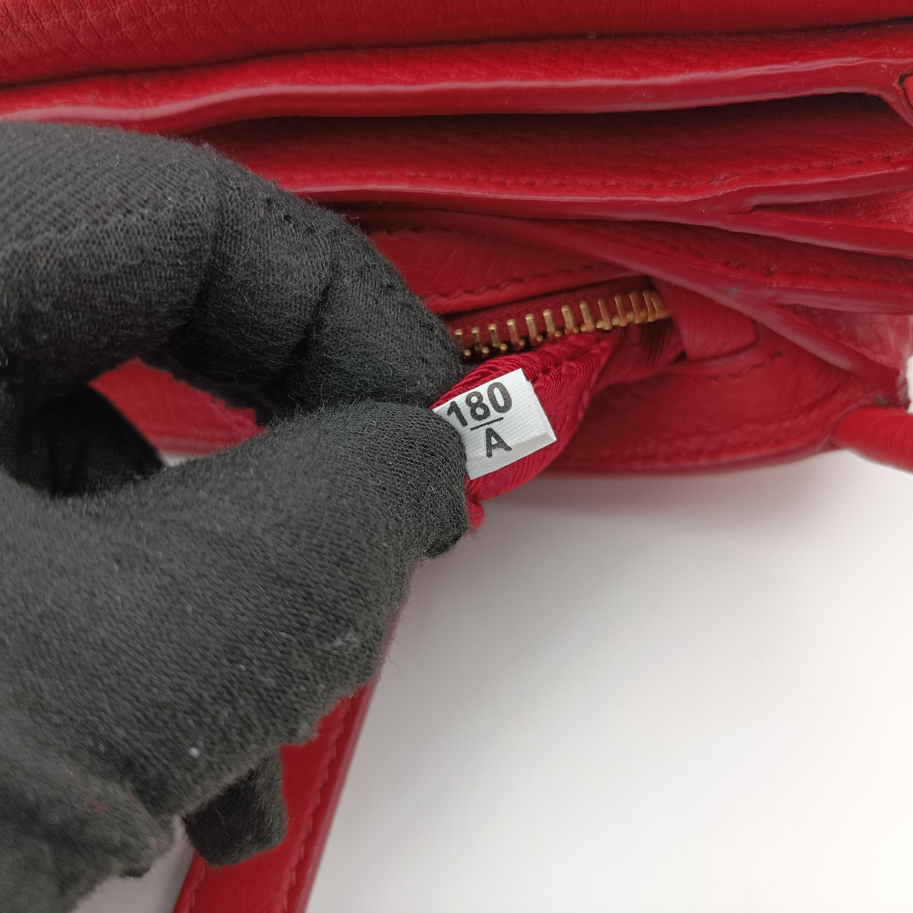 Secondhand Prada Pebbled Vitello Daino Saddle Red Leather  shoulderbag | stylenewstar