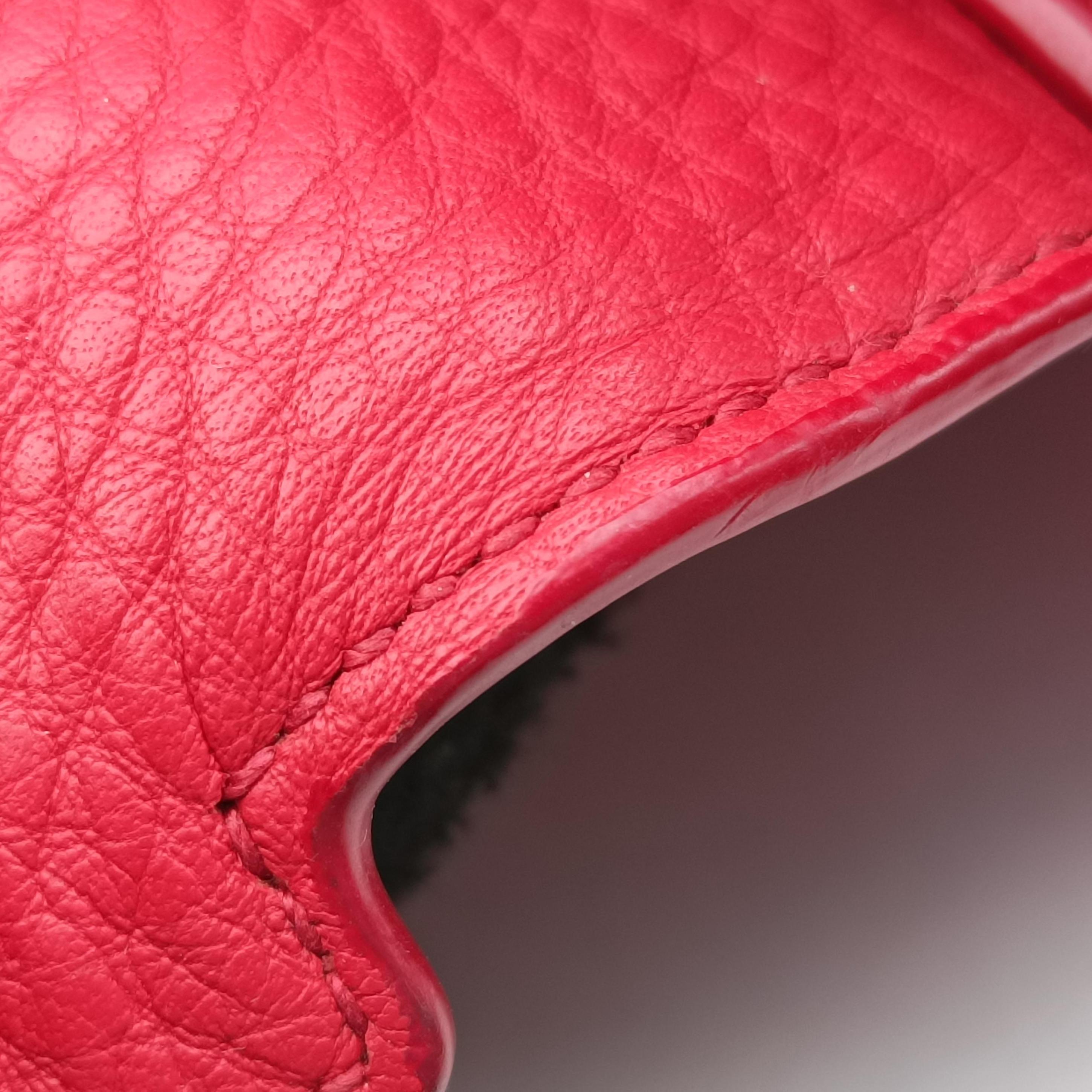 Secondhand Prada Pebbled Vitello Daino Saddle Red Leather  shoulderbag | stylenewstar