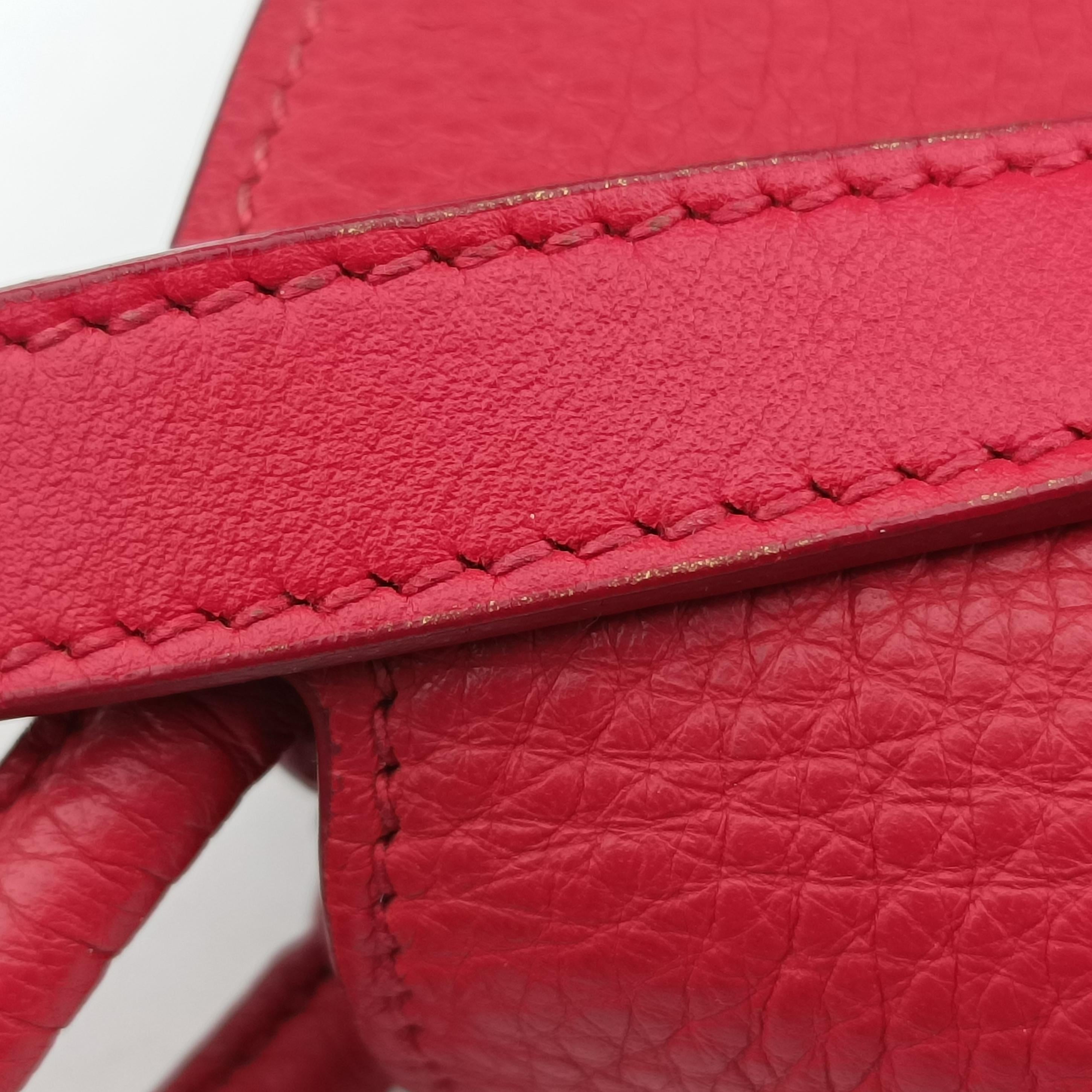Secondhand Prada Pebbled Vitello Daino Saddle Red Leather  shoulderbag | stylenewstar
