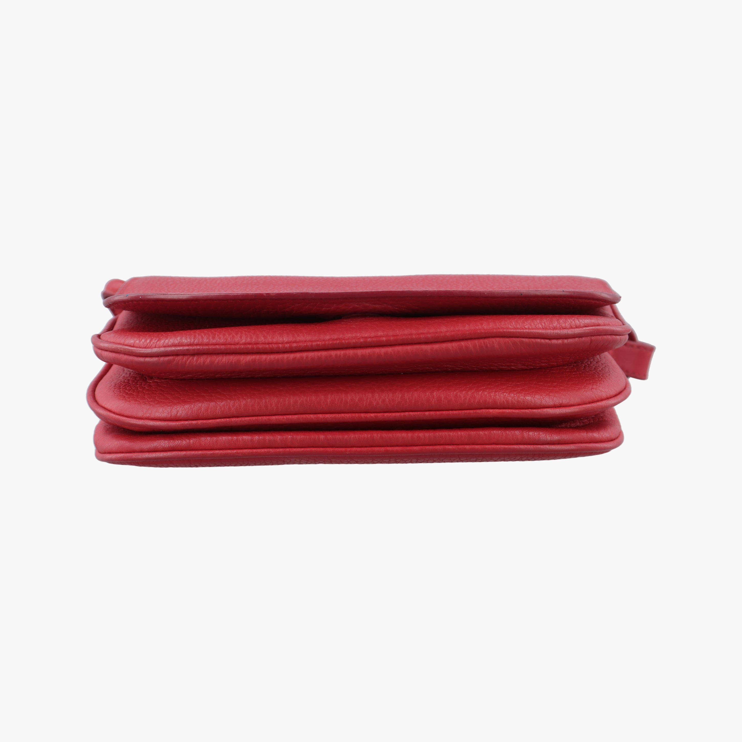 Secondhand Prada Pebbled Vitello Daino Saddle Red Leather  shoulderbag | stylenewstar
