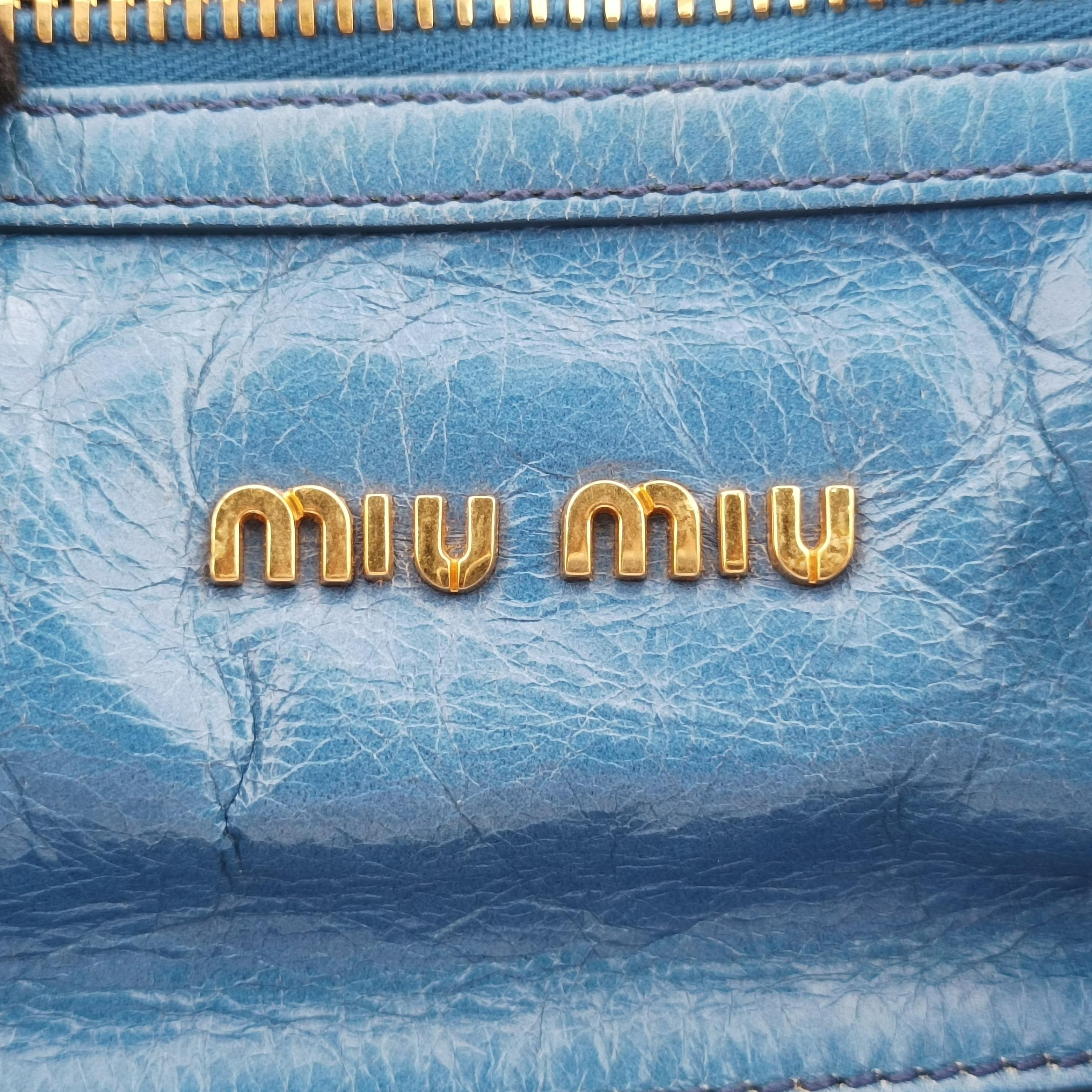 Pre-owned Miu Miu Vitello Blue leather  shoulderbag | stylenewstar