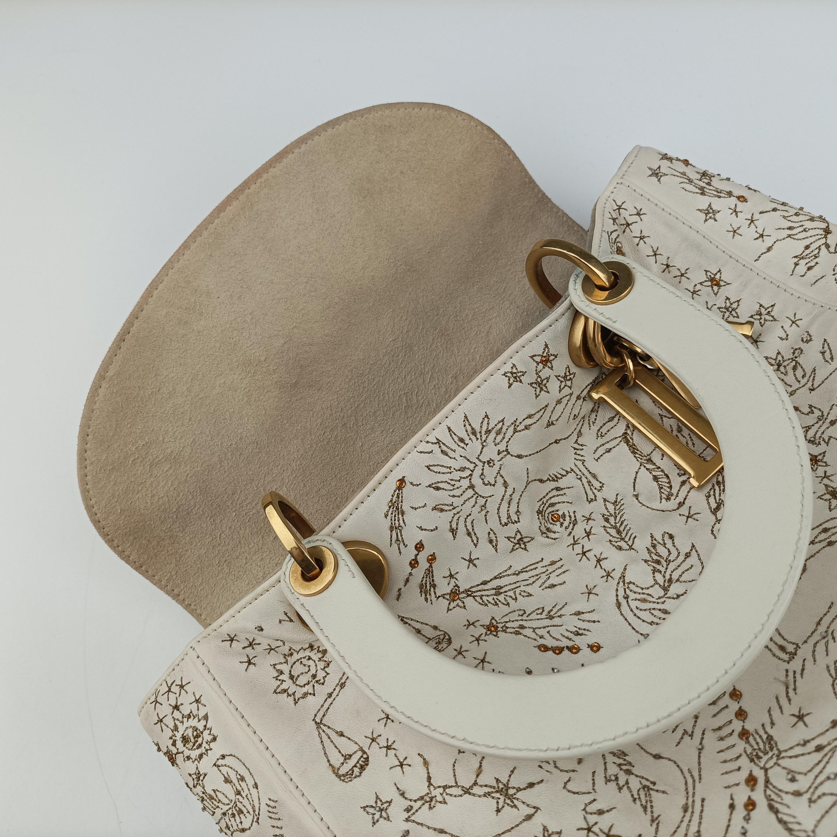Pre-owned Christian Dior Lady Dior White lambskin  shoulderbag | stylenewstar