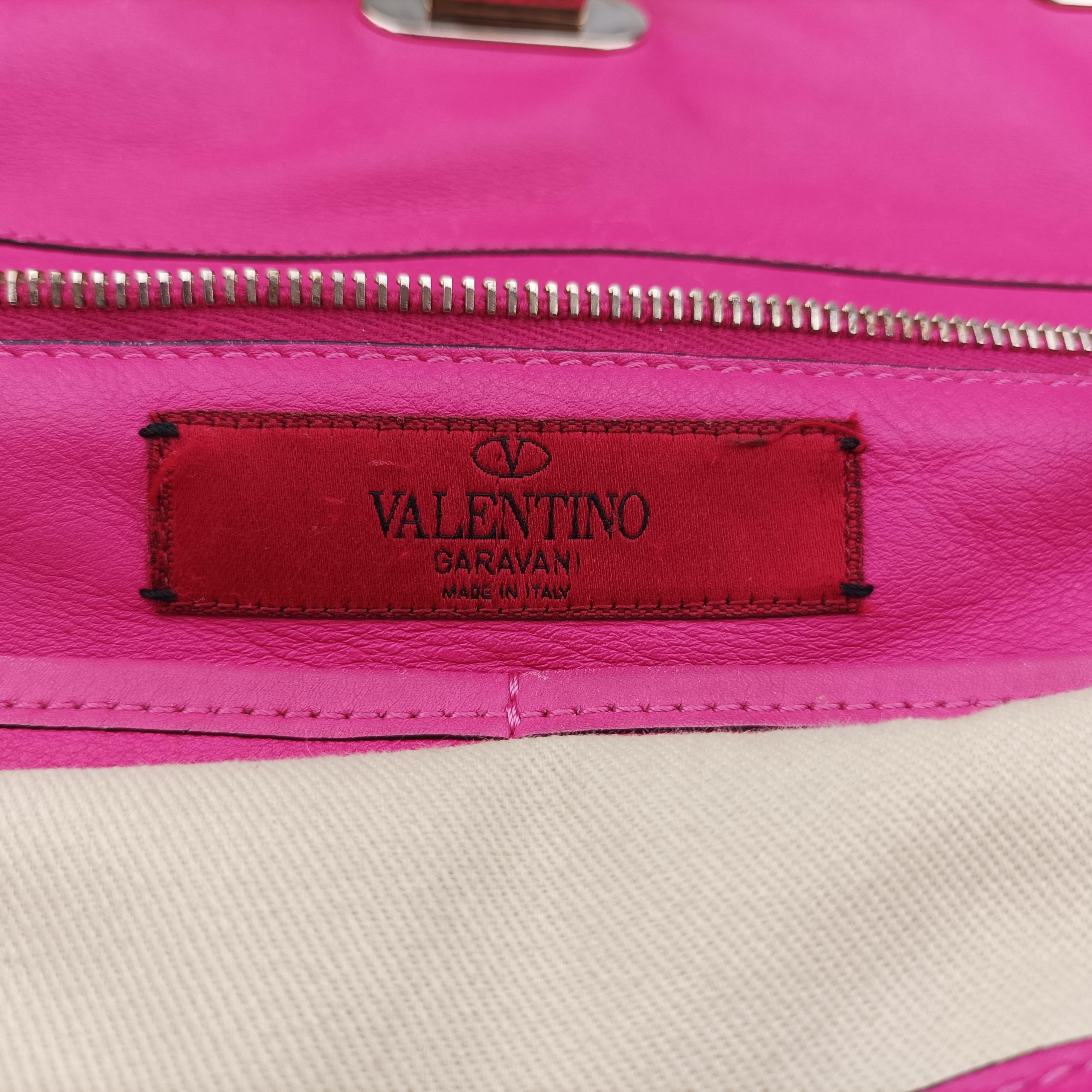 Pre-owned Valentino Rockstud Rose Leather  shoulderbag | stylenewstar