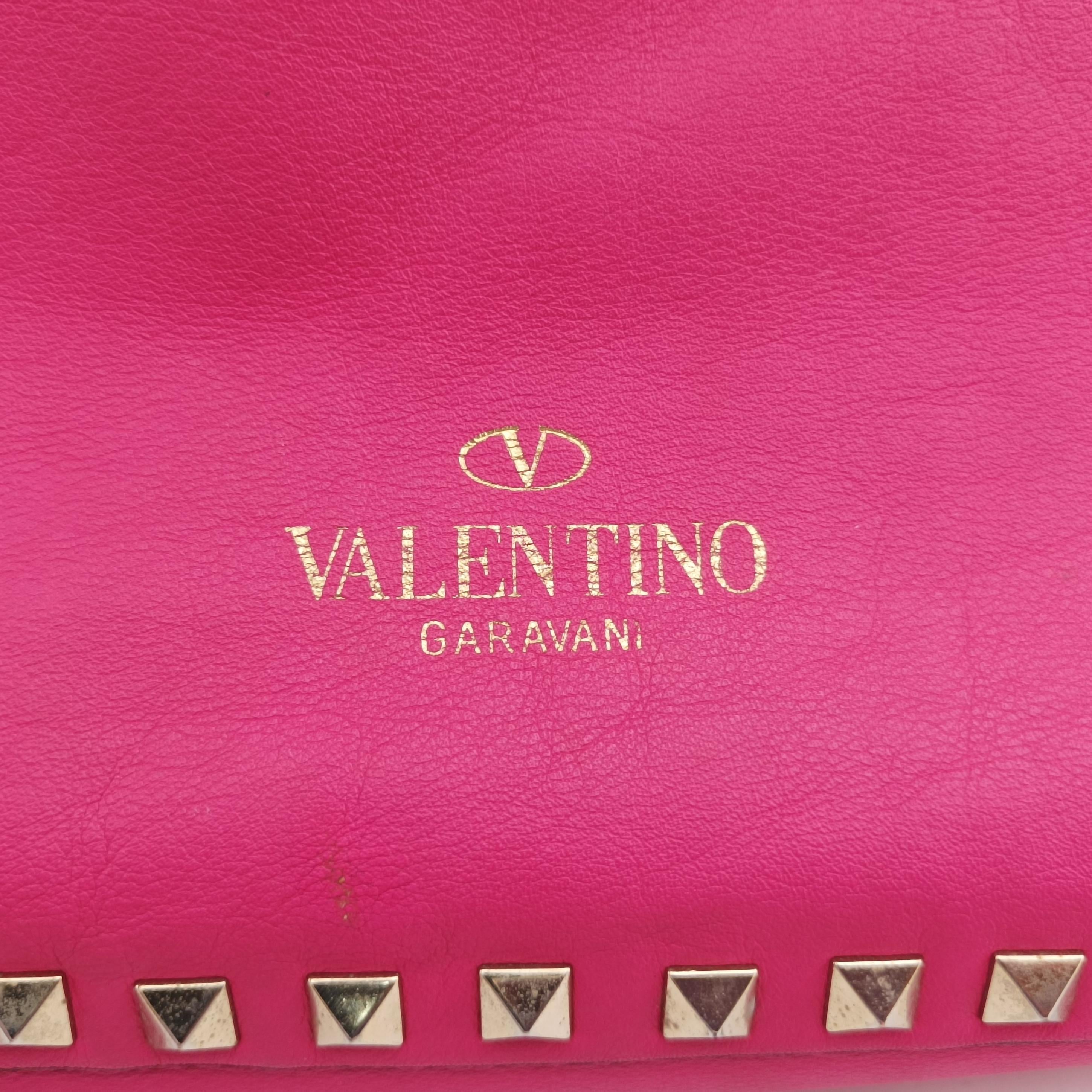 Pre-owned Valentino Rockstud Rose Leather  shoulderbag | stylenewstar