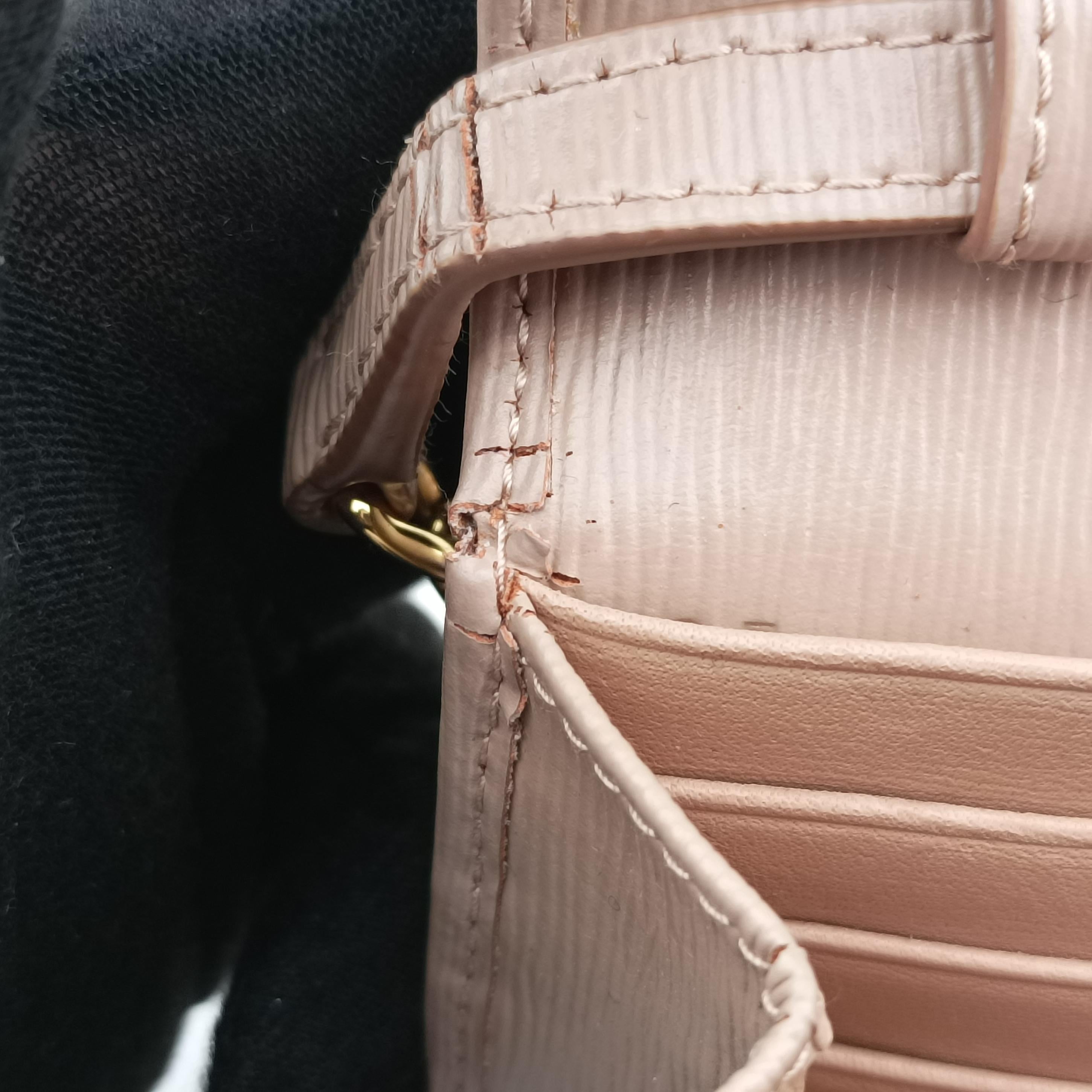 Pre-owned Prada Vitello Diano Beige Saffiano Leather  shoulderbag | stylenewstar