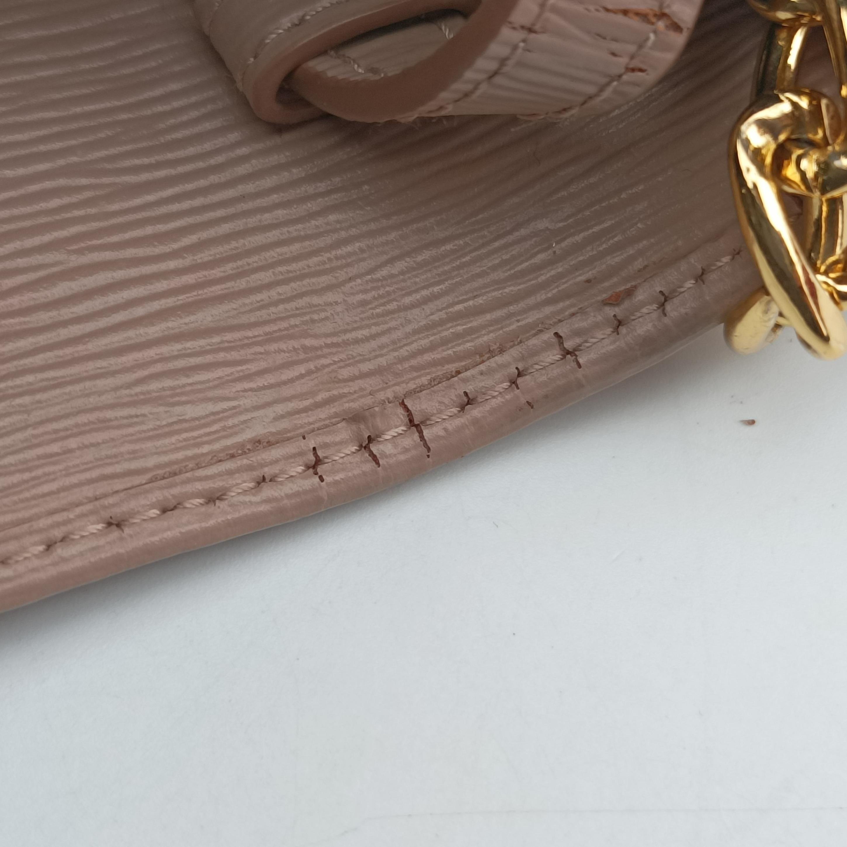 Pre-owned Prada Vitello Diano Beige Saffiano Leather  shoulderbag | stylenewstar