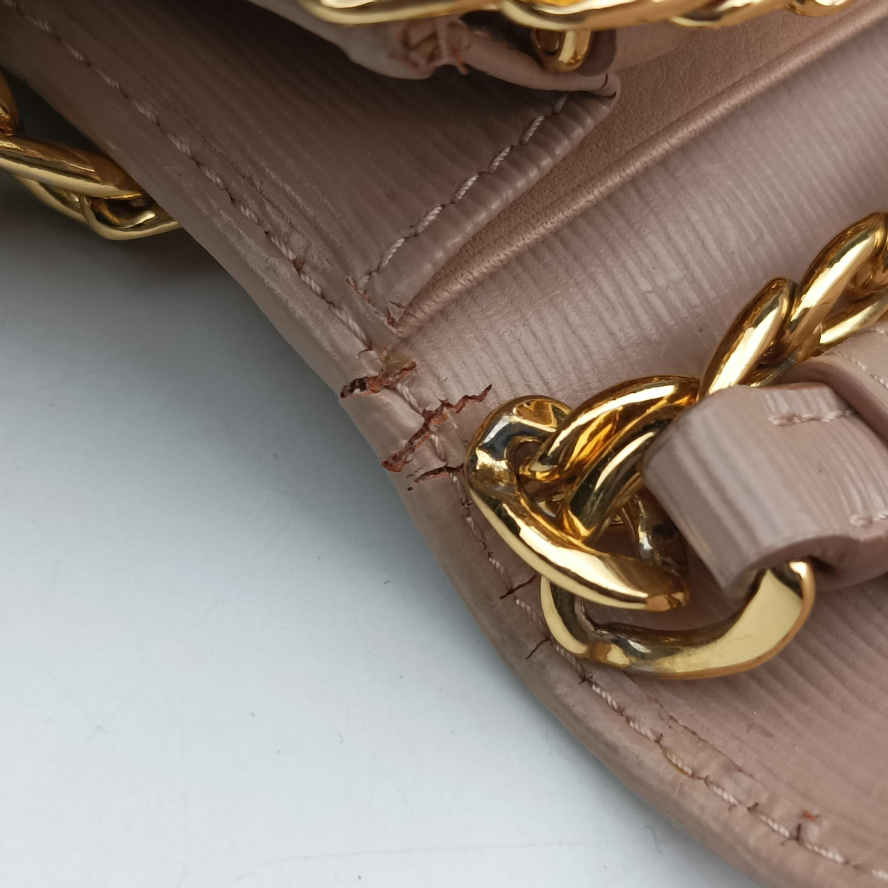 Pre-owned Prada Vitello Diano Beige Saffiano Leather  shoulderbag | stylenewstar