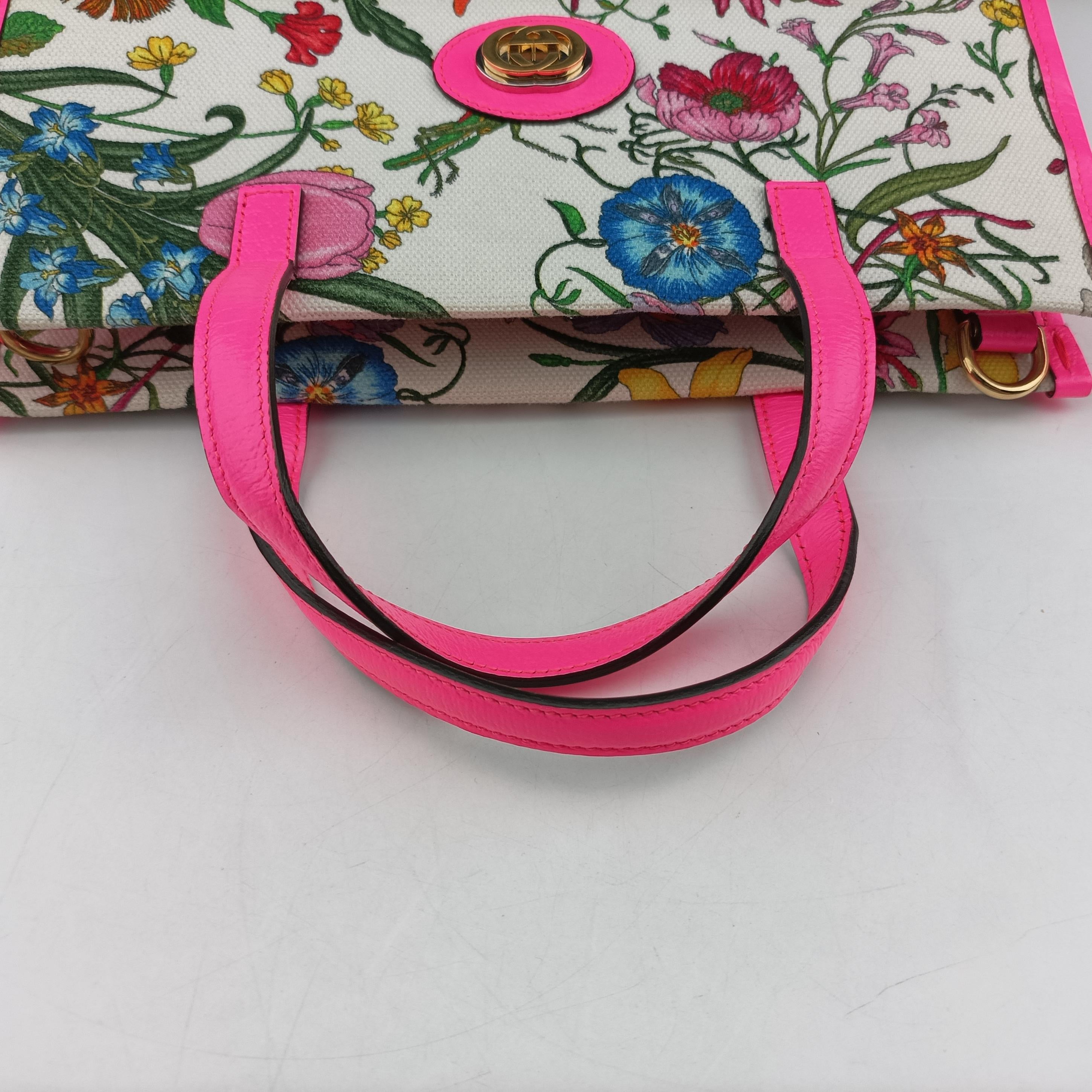 Pre-owned Gucci Flora Pink x White x Multicolor Canvas 550141 shoulderbag | stylenewstar