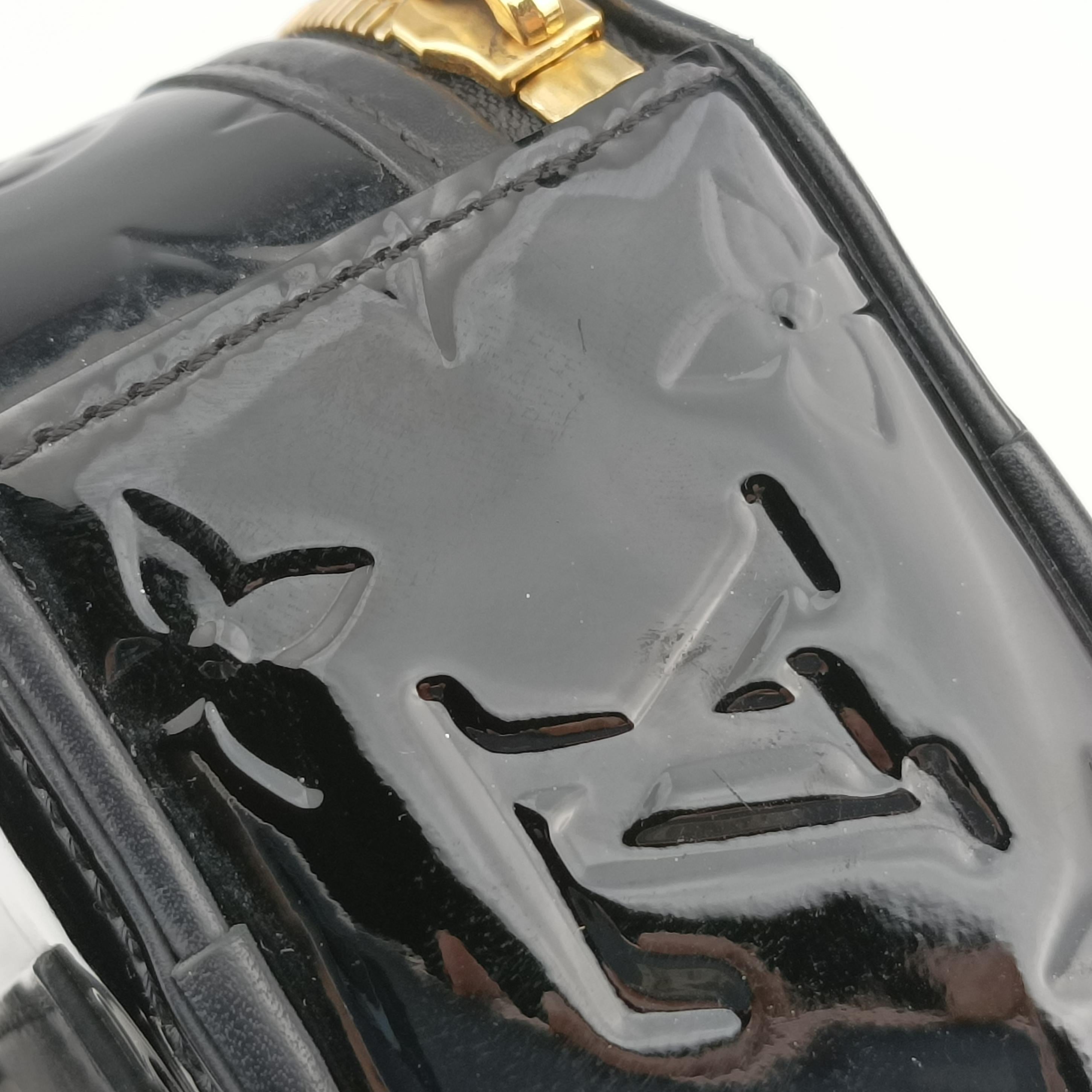 Vintage Louis Vuitton Mini Boite Chapeau Souple Noir Vernis M90469 shoulderbag | stylenewstar