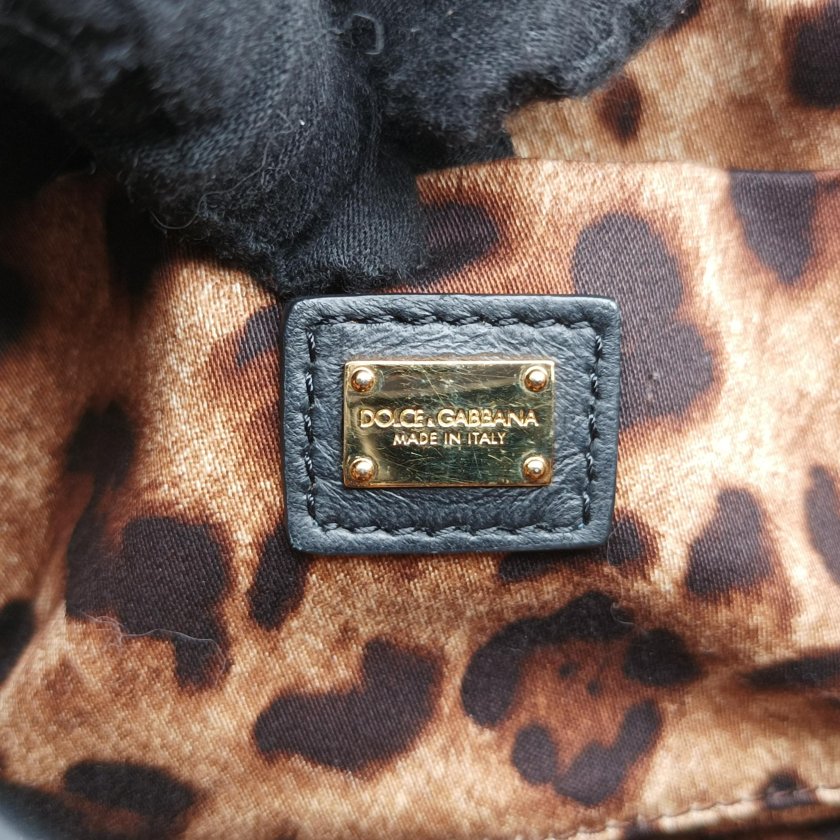 Pre-owned Dolce & Gabbana SICILY Black Leather  shoulderbag | stylenewstar
