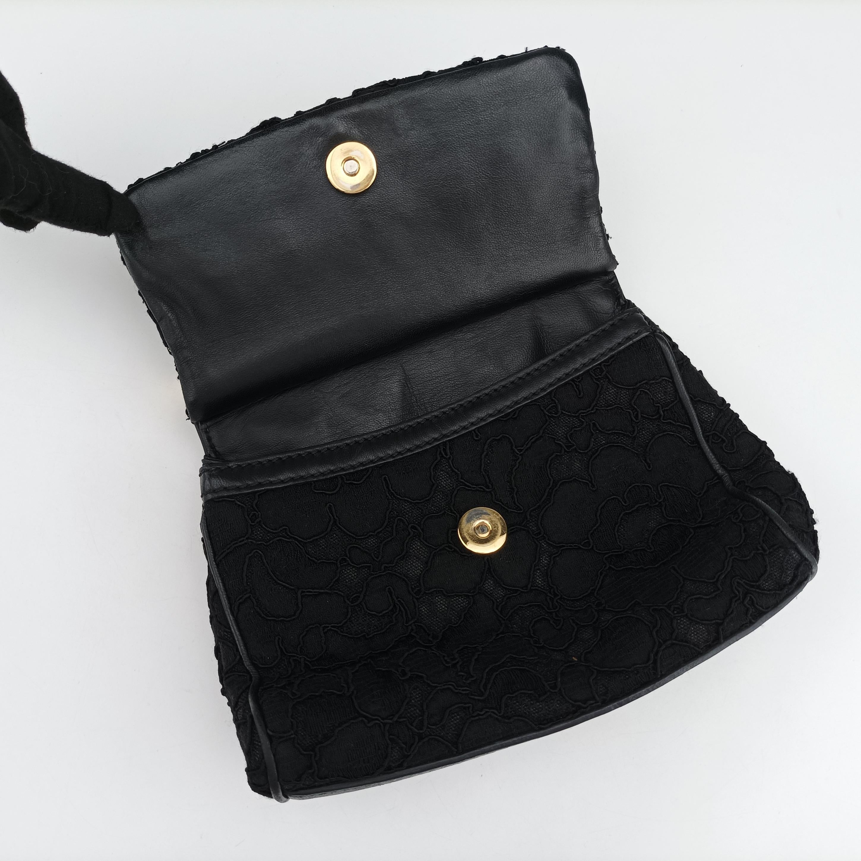 Pre-owned Dolce & Gabbana SICILY Black Leather  shoulderbag | stylenewstar