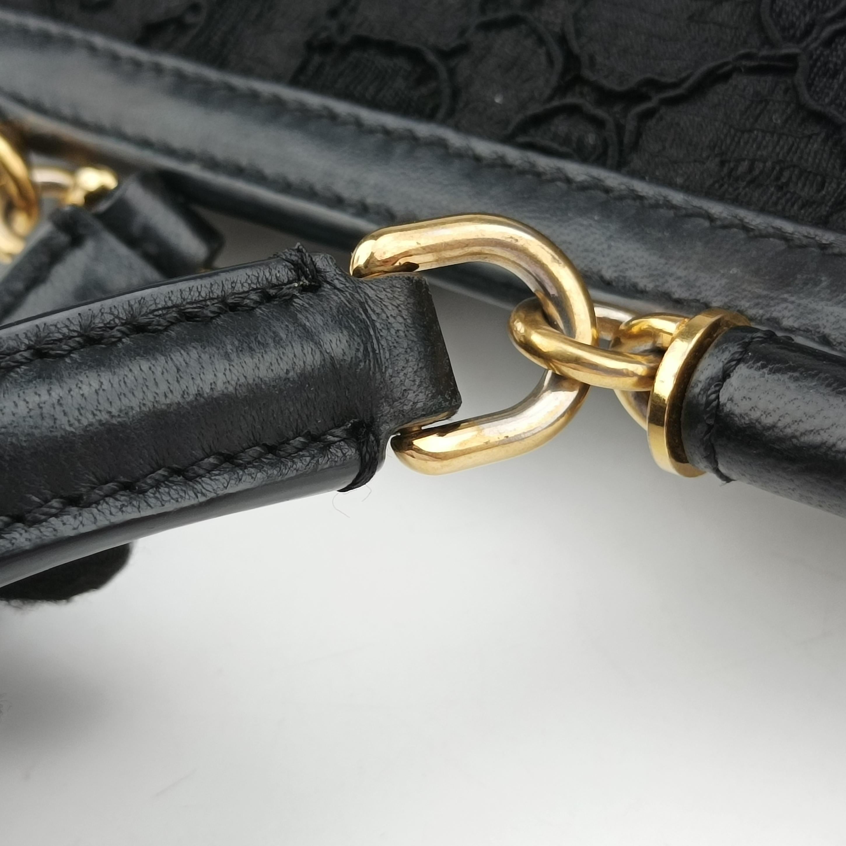 Pre-owned Dolce & Gabbana SICILY Black Leather  shoulderbag | stylenewstar