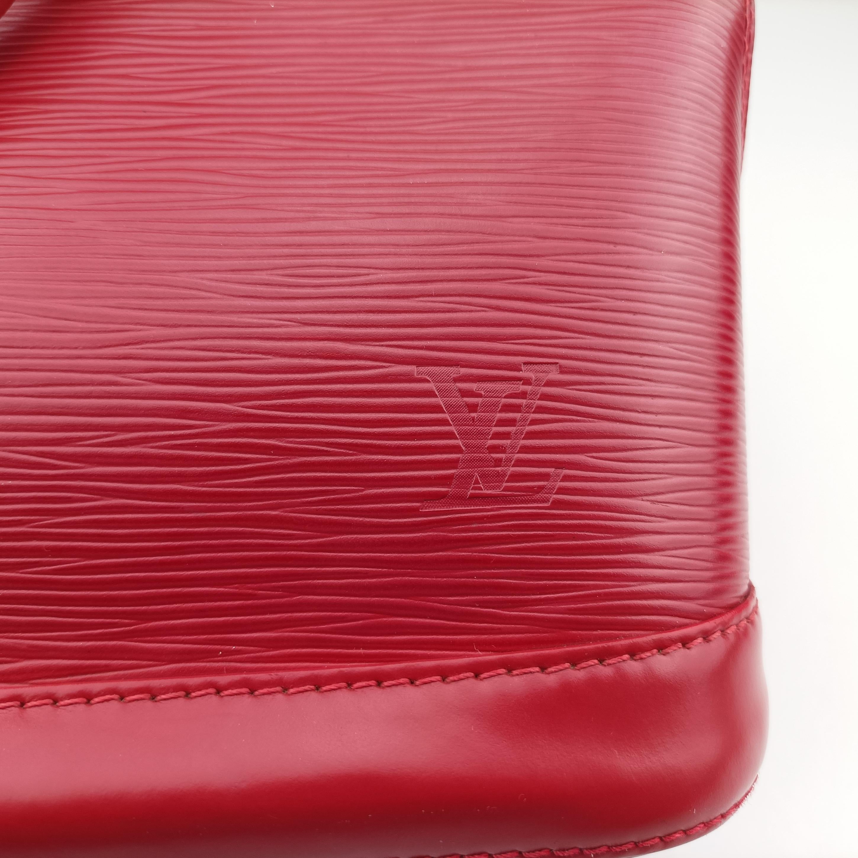 Pre-owned Louis Vuitton ALMA PM CARMIN Epi M4058E handbag | stylenewstar