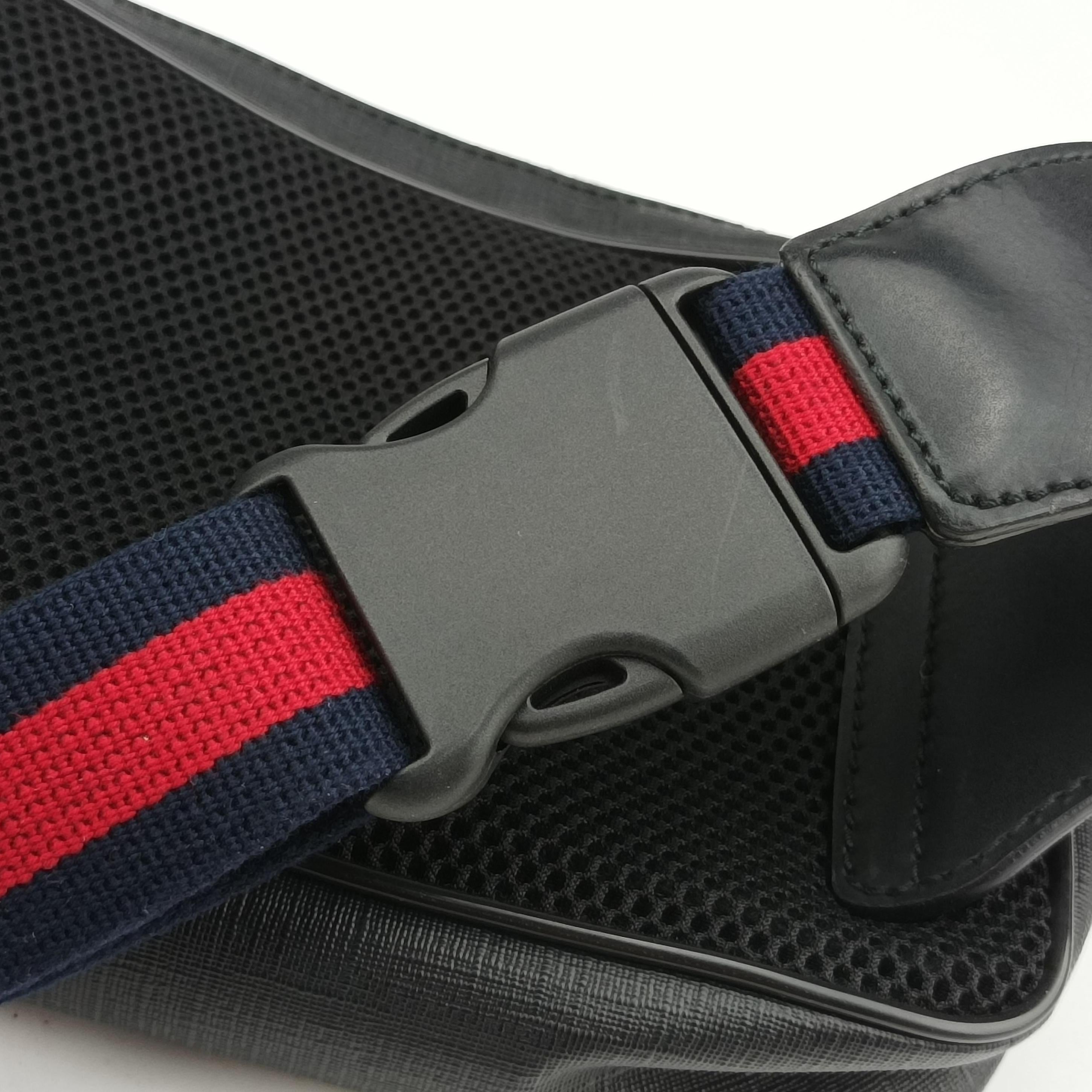 Vintage Gucci GG Supreme Navy x Black PVC coated canvas 474298 bum bag/waist bag | stylenewstar