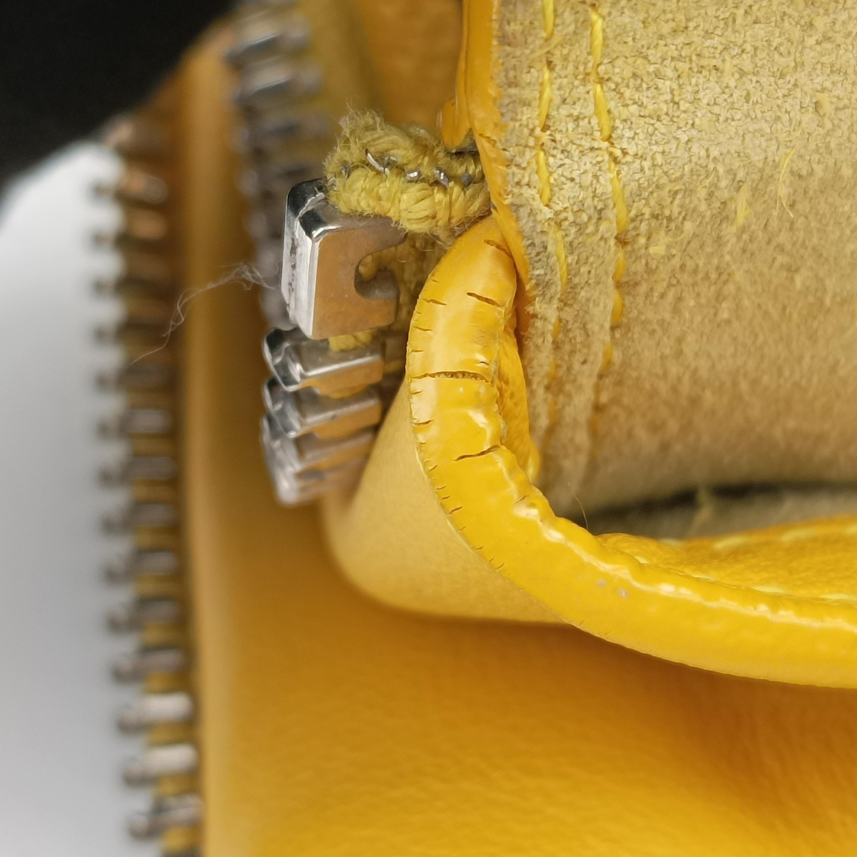 Pre-owned Balenciaga Paper A6 Zip Around Yellow Leather 370926 shoulderbag | stylenewstar