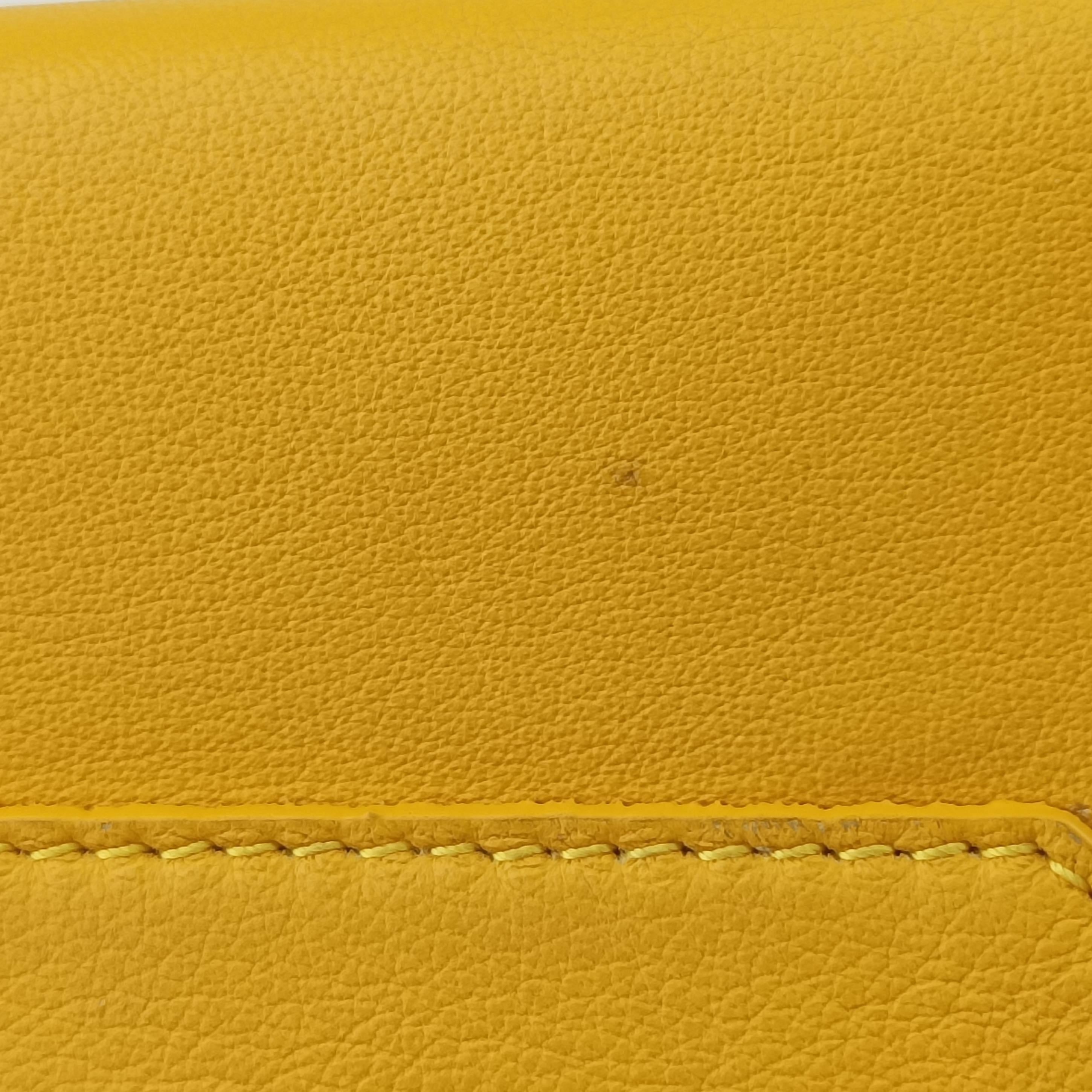 Pre-owned Balenciaga Paper A6 Zip Around Yellow Leather 370926 shoulderbag | stylenewstar