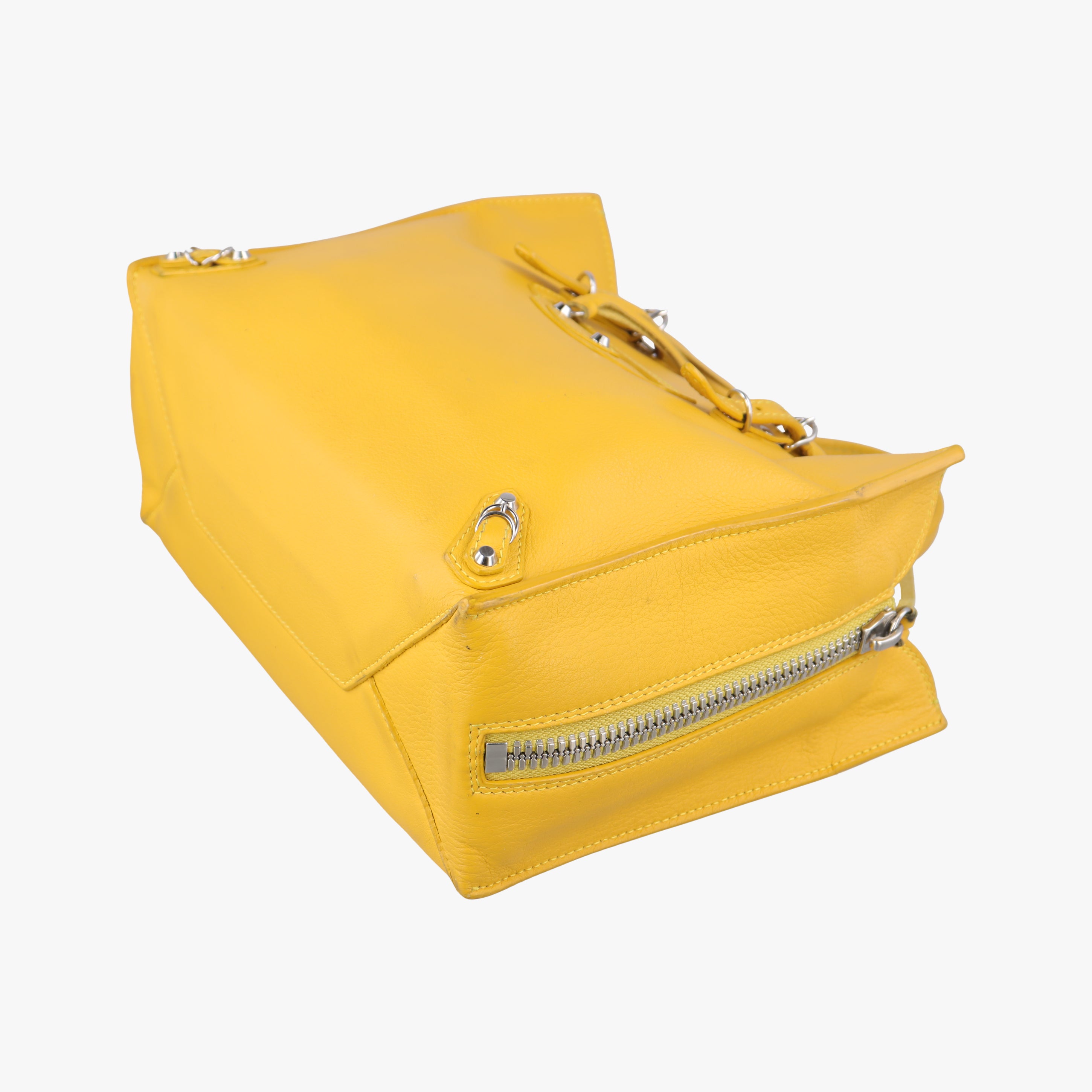 Pre-owned Balenciaga Paper A6 Zip Around Yellow Leather 370926 shoulderbag | stylenewstar