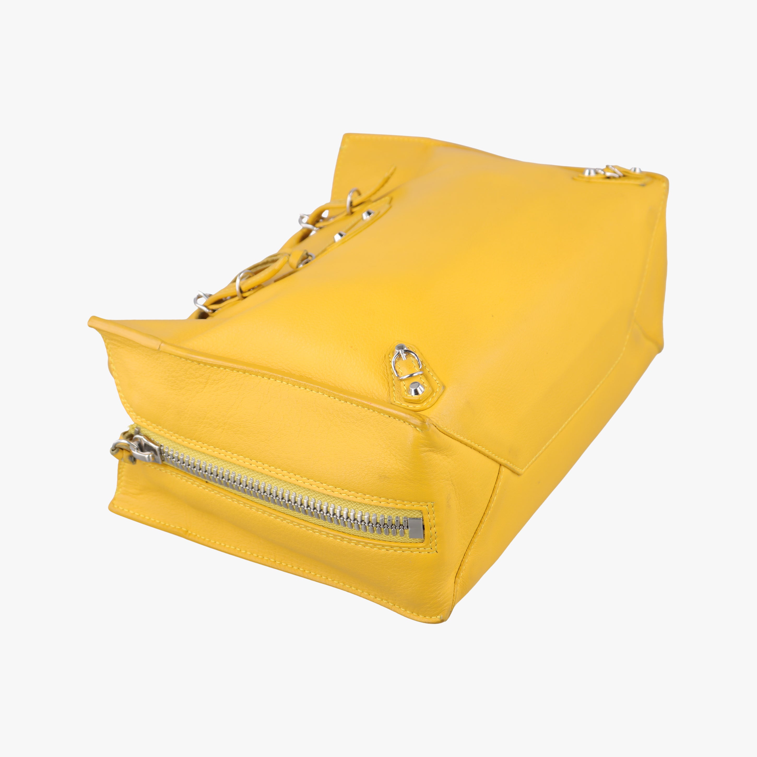 Pre-owned Balenciaga Paper A6 Zip Around Yellow Leather 370926 shoulderbag | stylenewstar