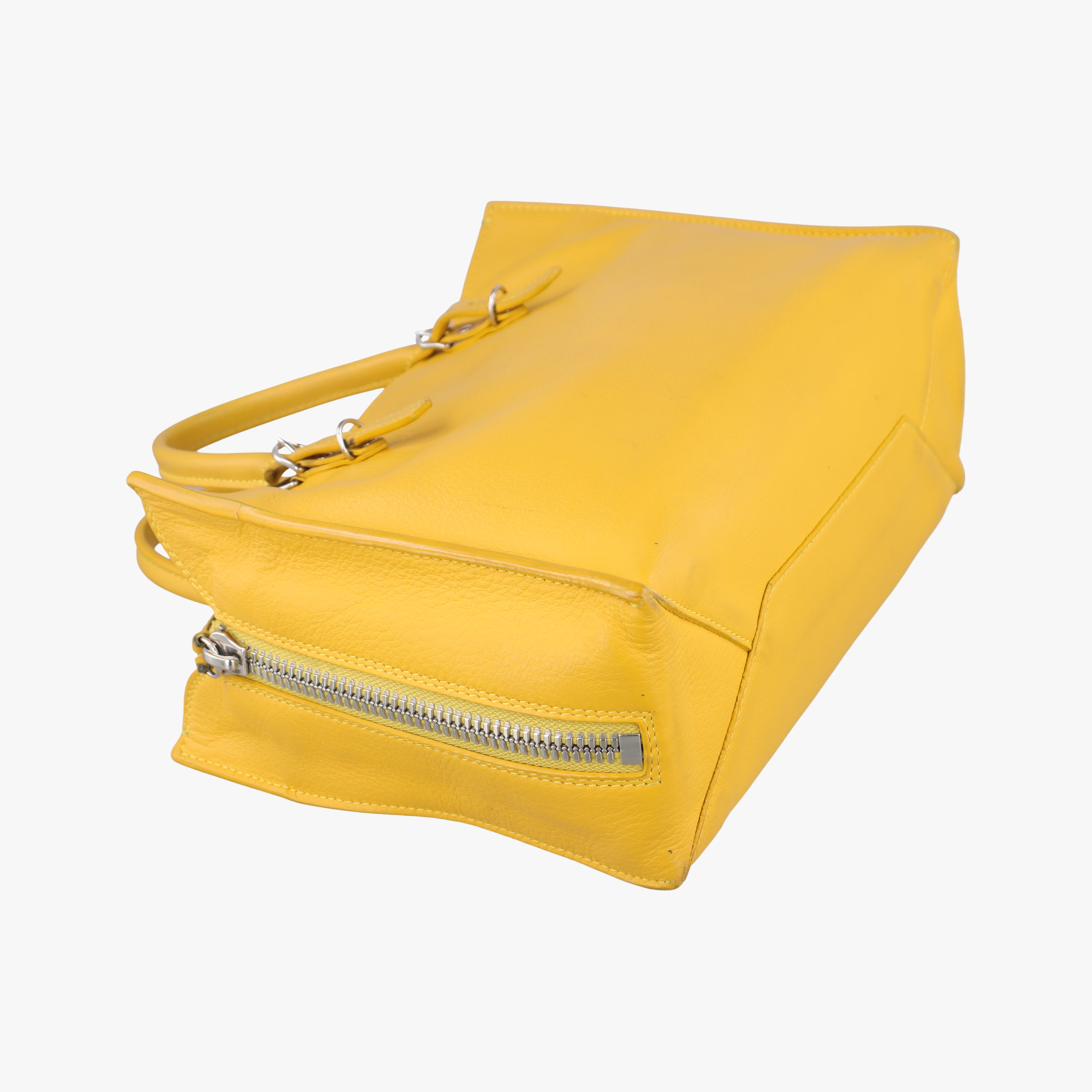 Pre-owned Balenciaga Paper A6 Zip Around Yellow Leather 370926 shoulderbag | stylenewstar